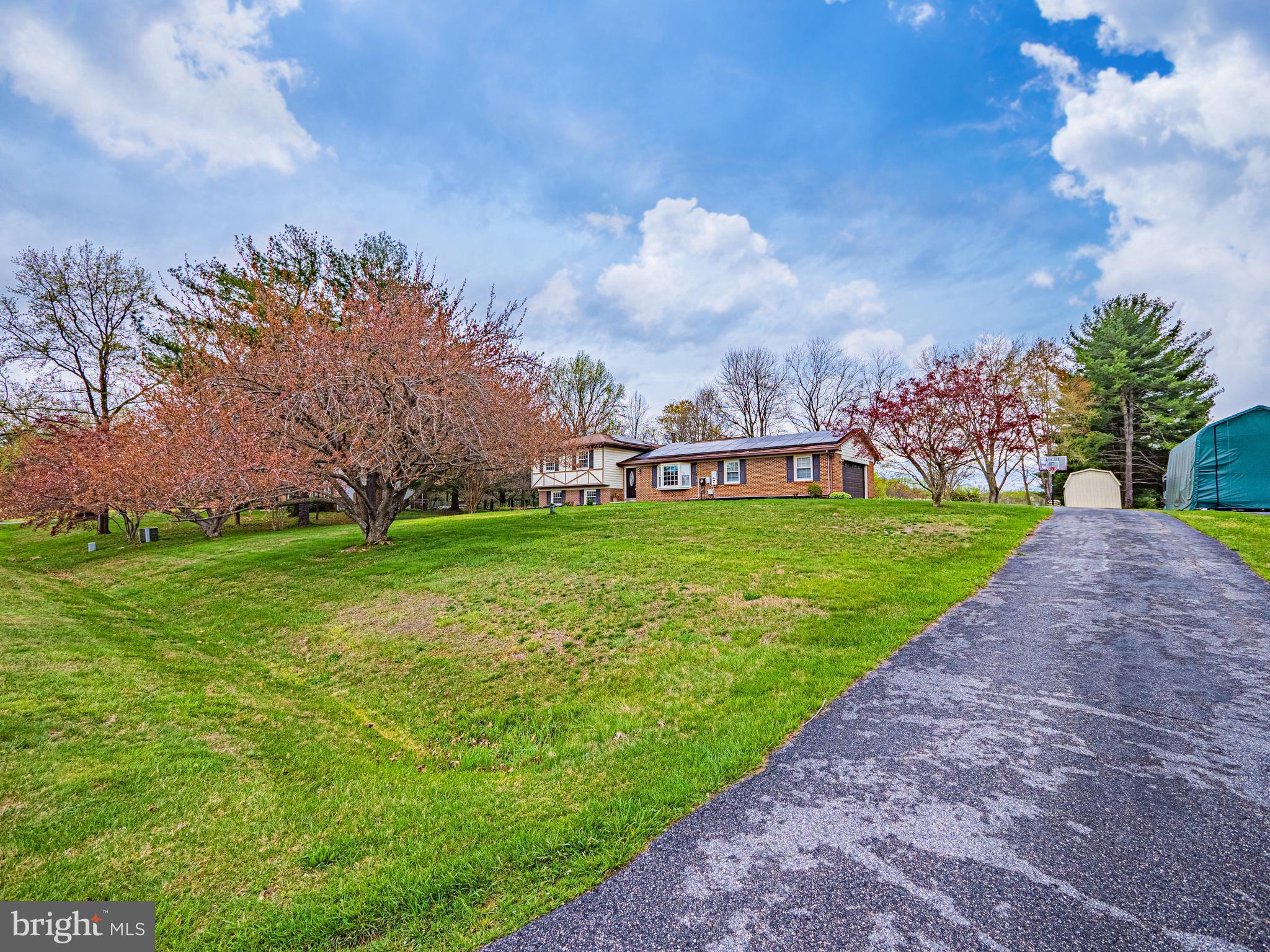 GARFIELD MANOR - Residential