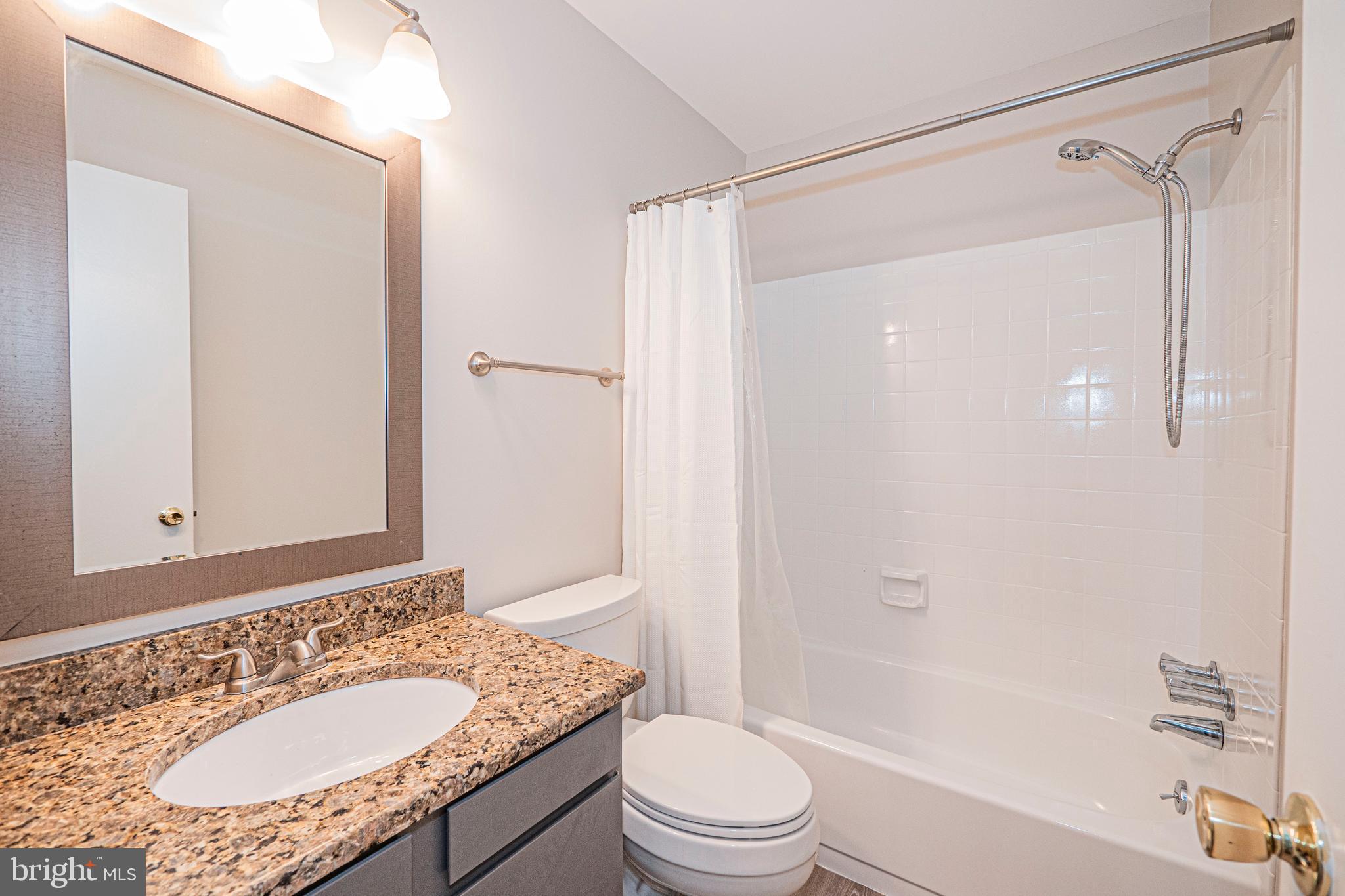 GARFIELD MANOR - Residential