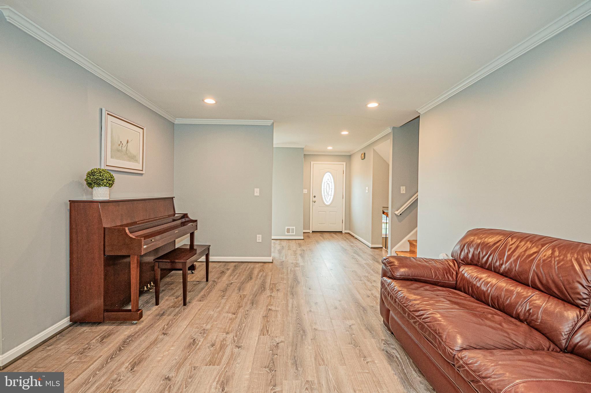 GARFIELD MANOR - Residential