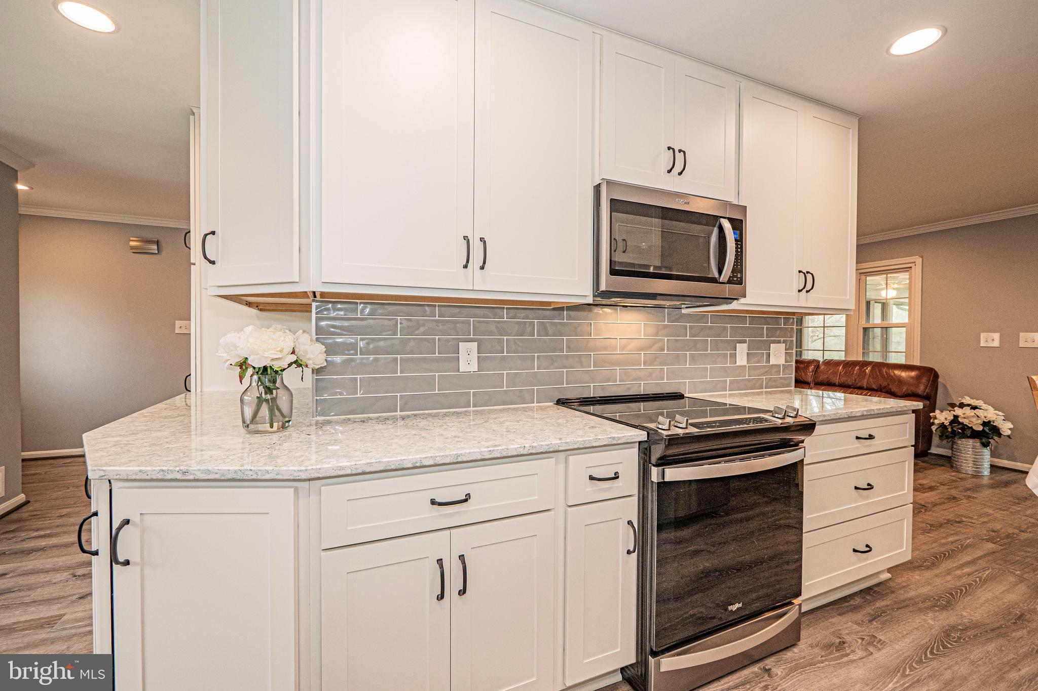 GARFIELD MANOR - Residential