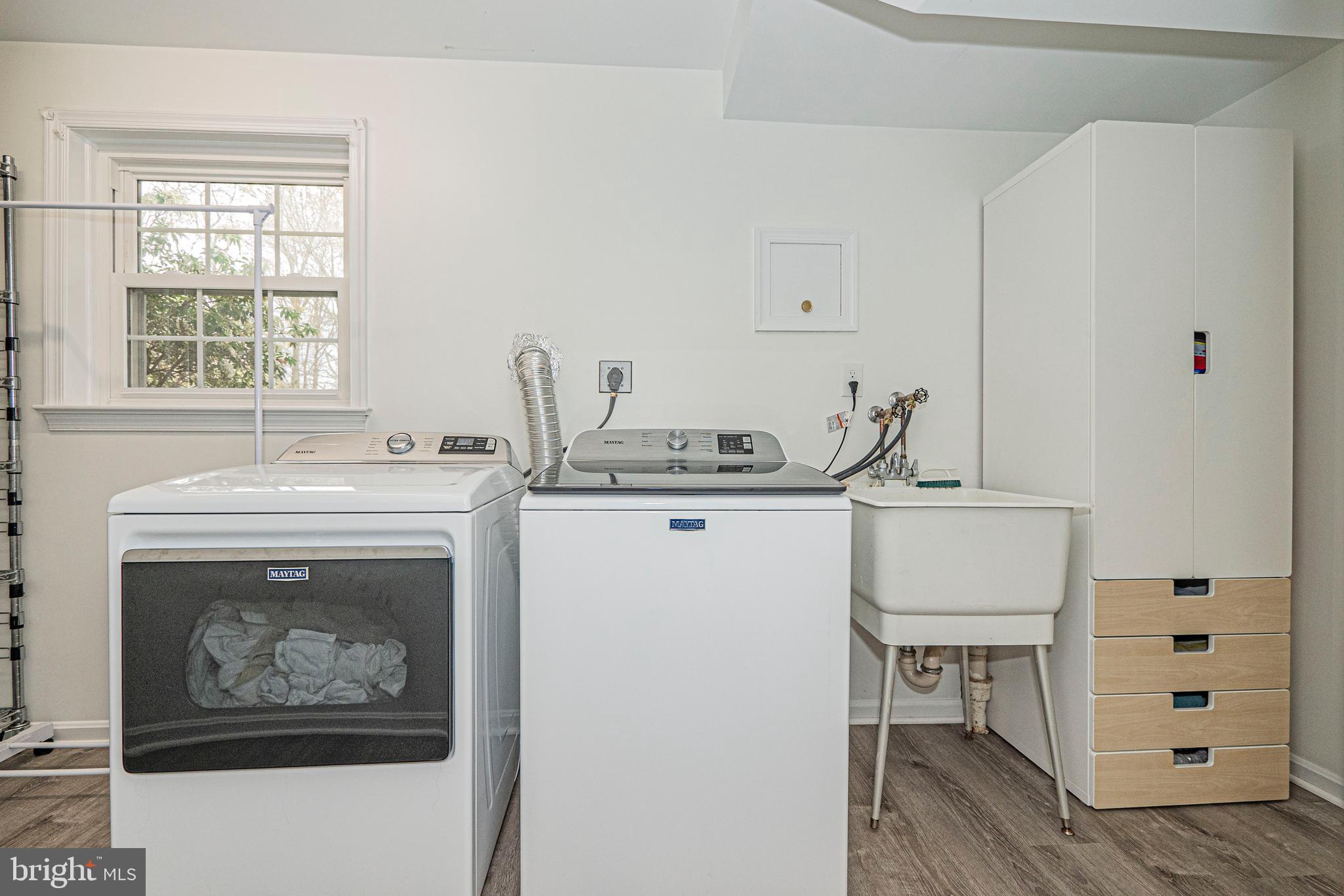 GARFIELD MANOR - Residential