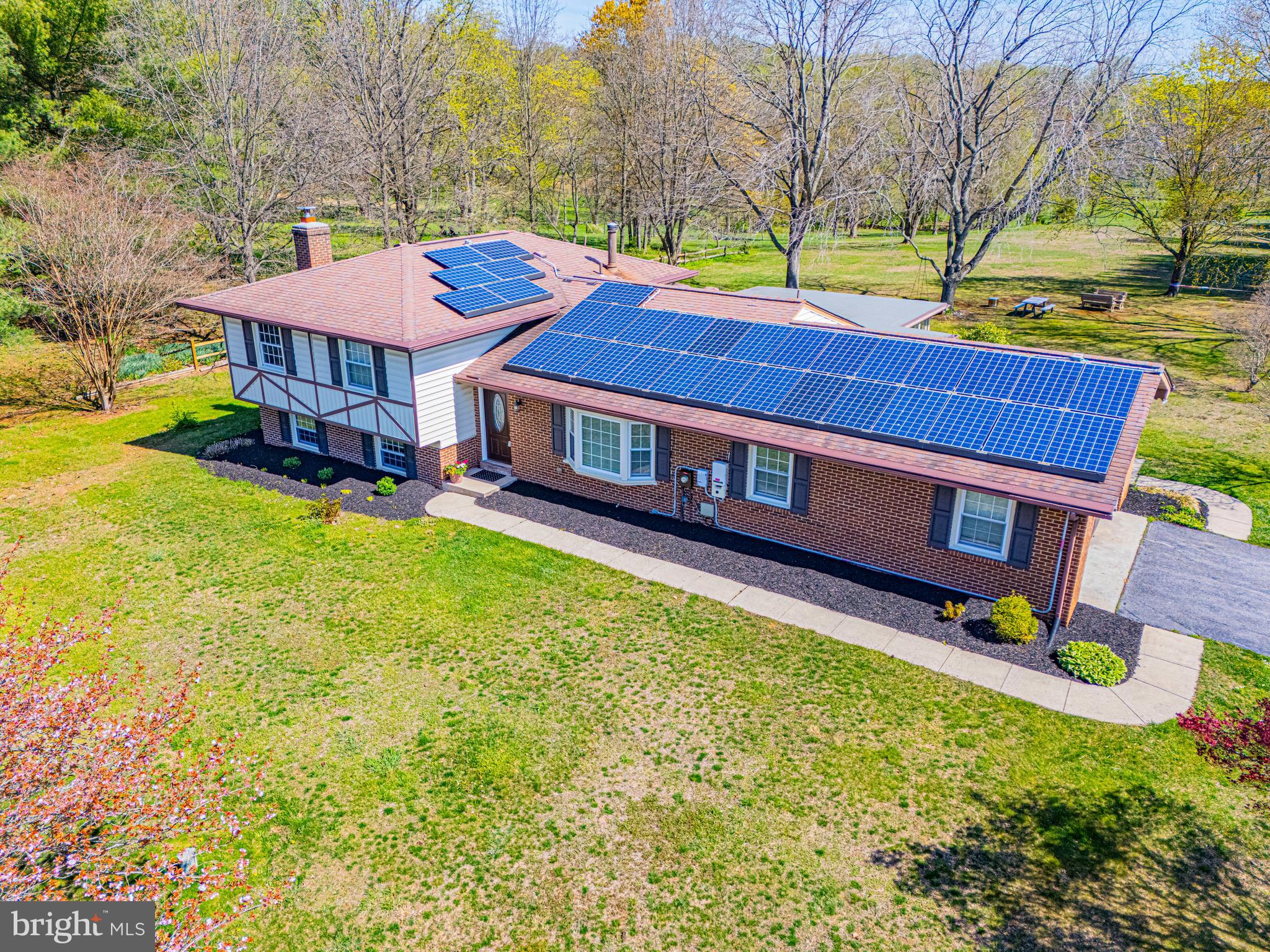 GARFIELD MANOR - Residential