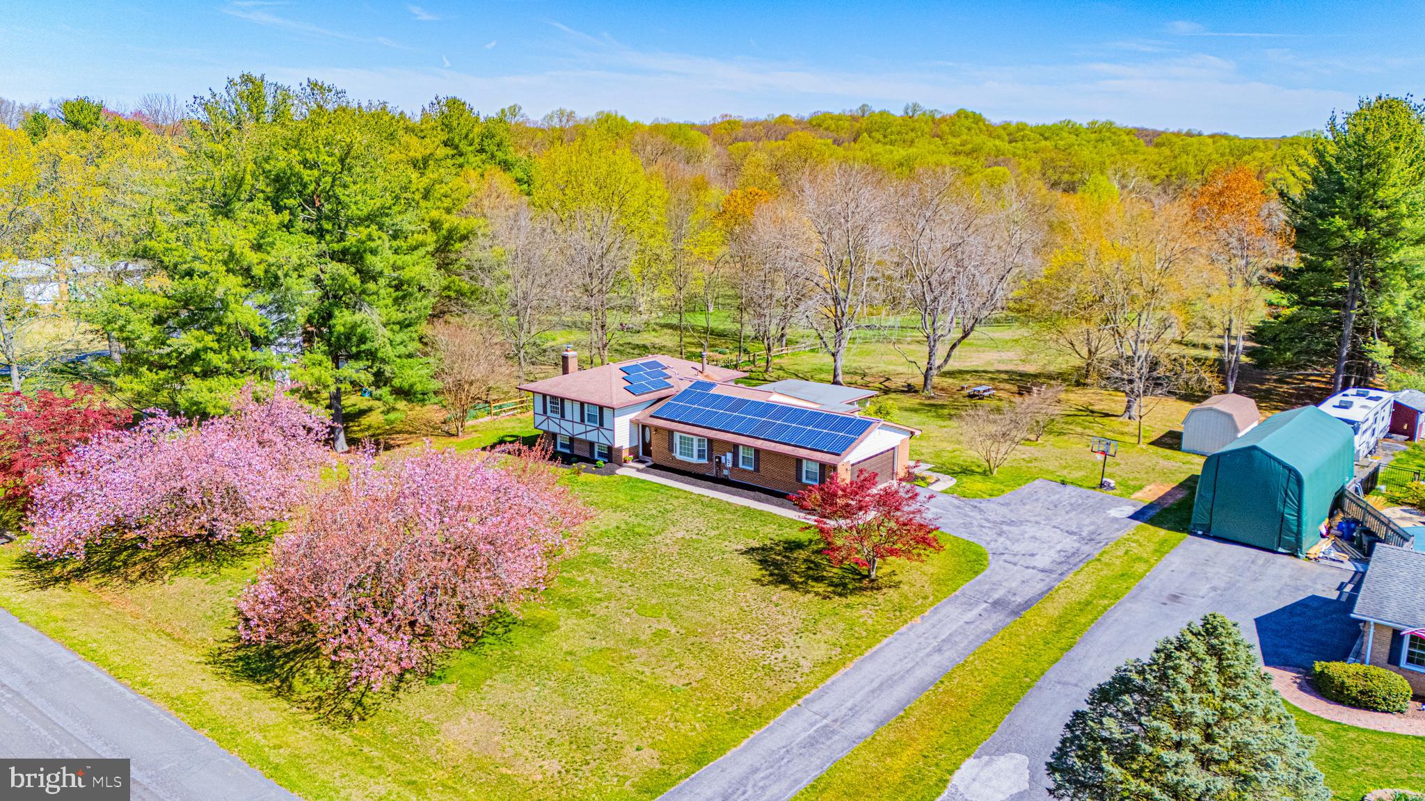 GARFIELD MANOR - Residential
