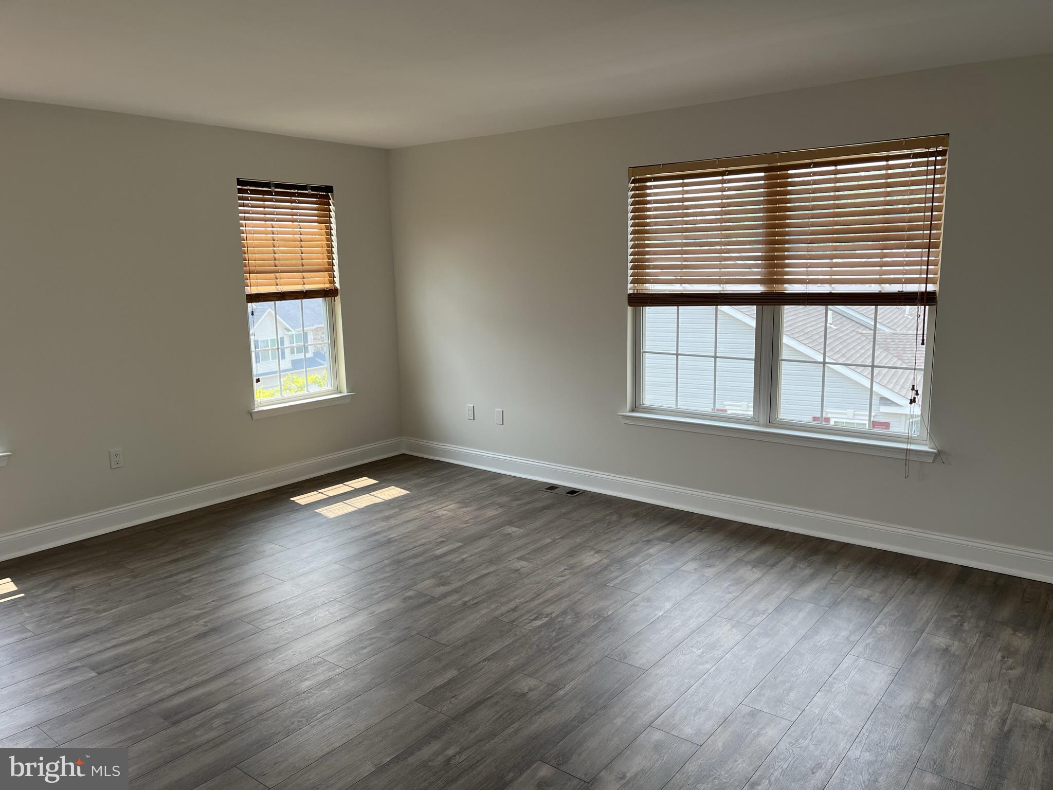 EXETER WOODS - Residential