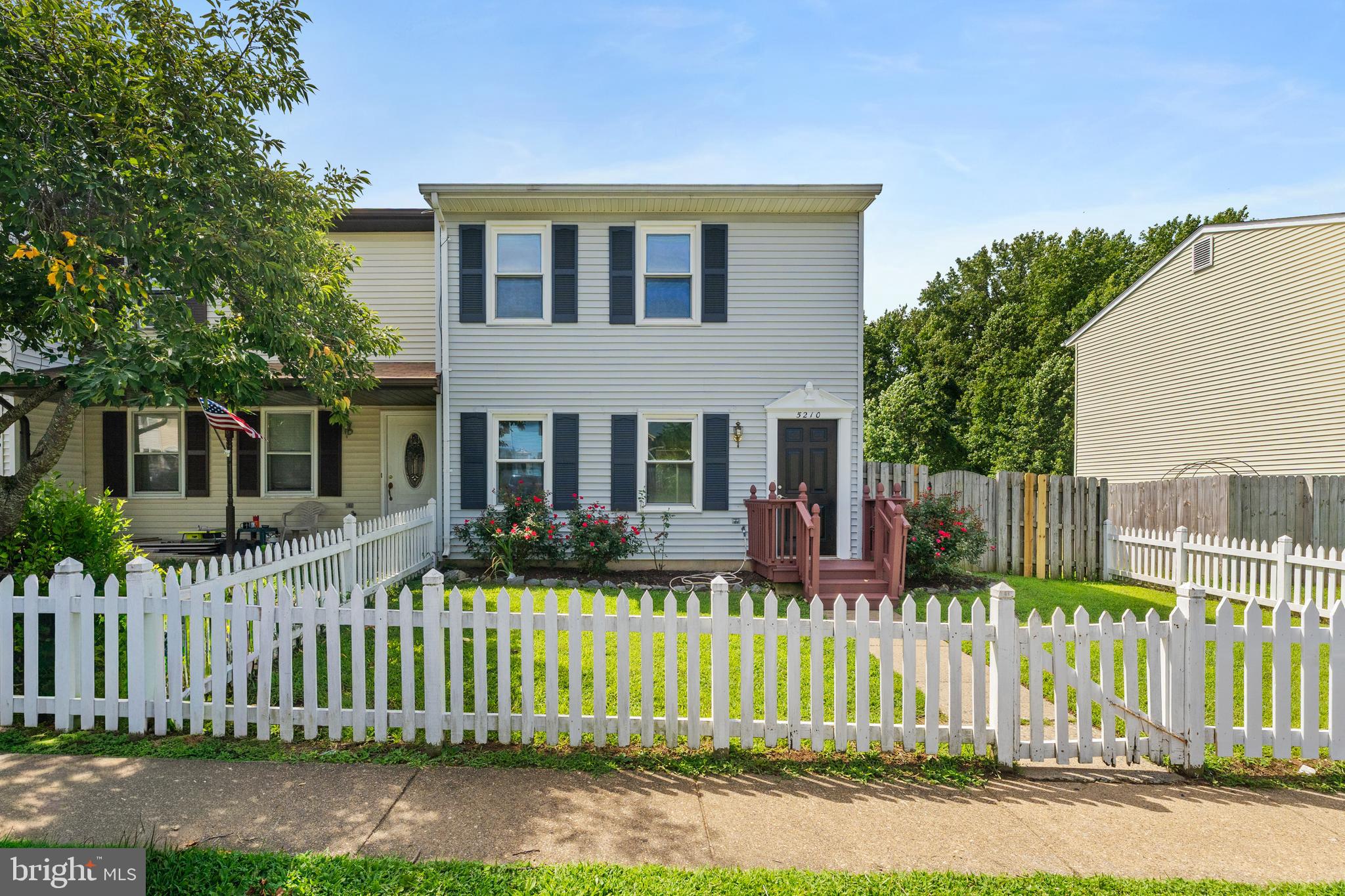 5210 MAGNOLIA PLACE