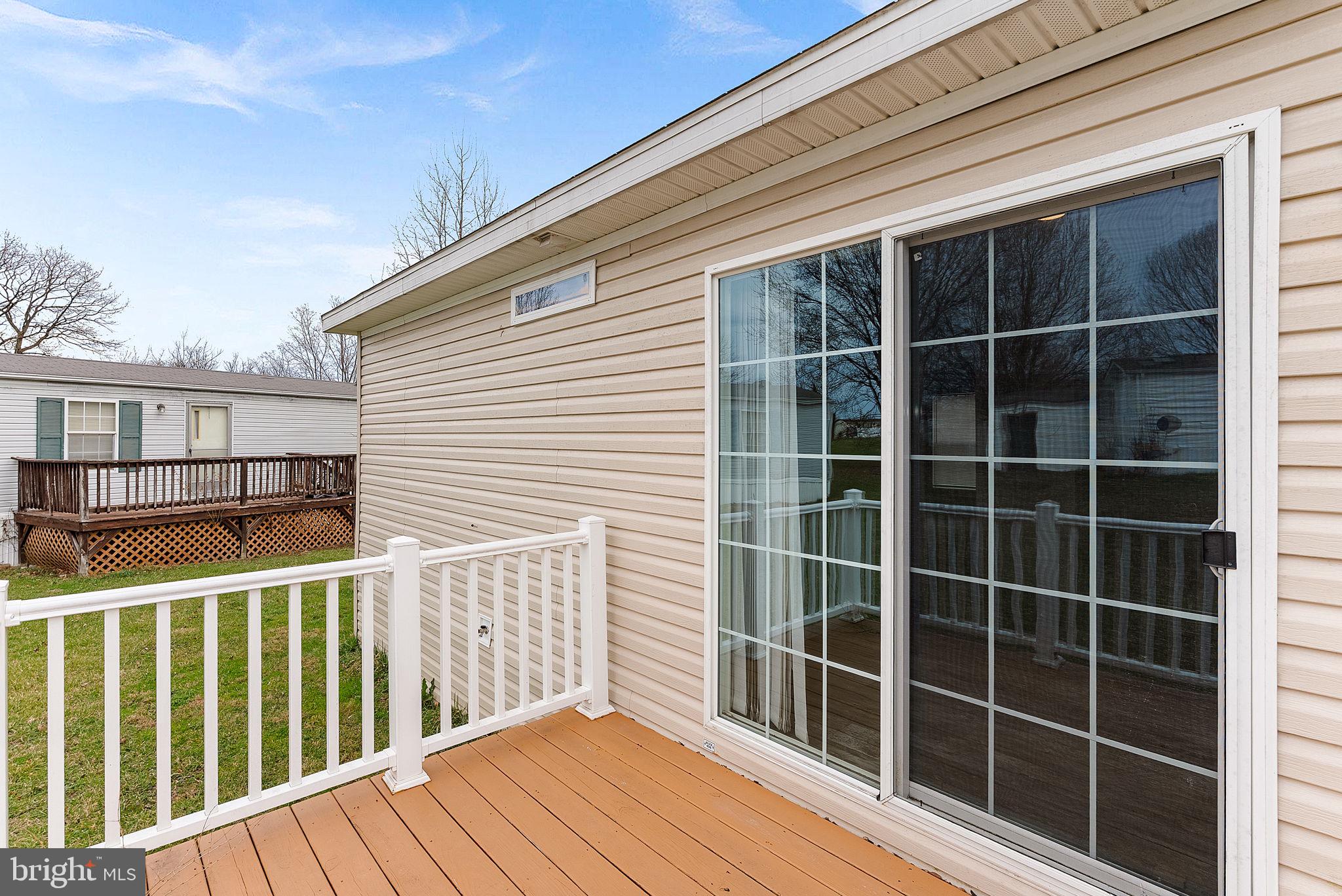 REGENCY LAKES - Residential