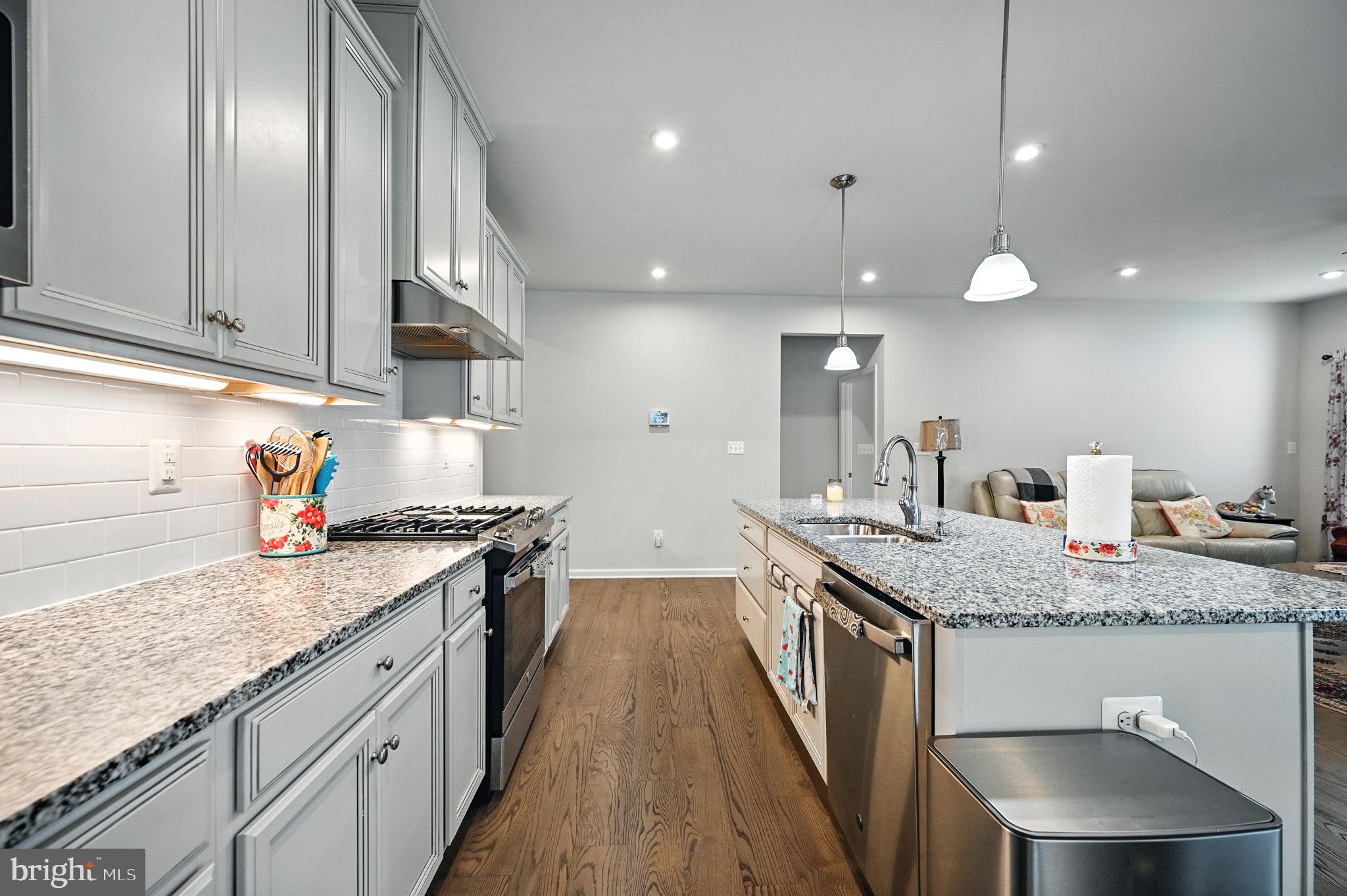 WOODBRIDGE - Residential