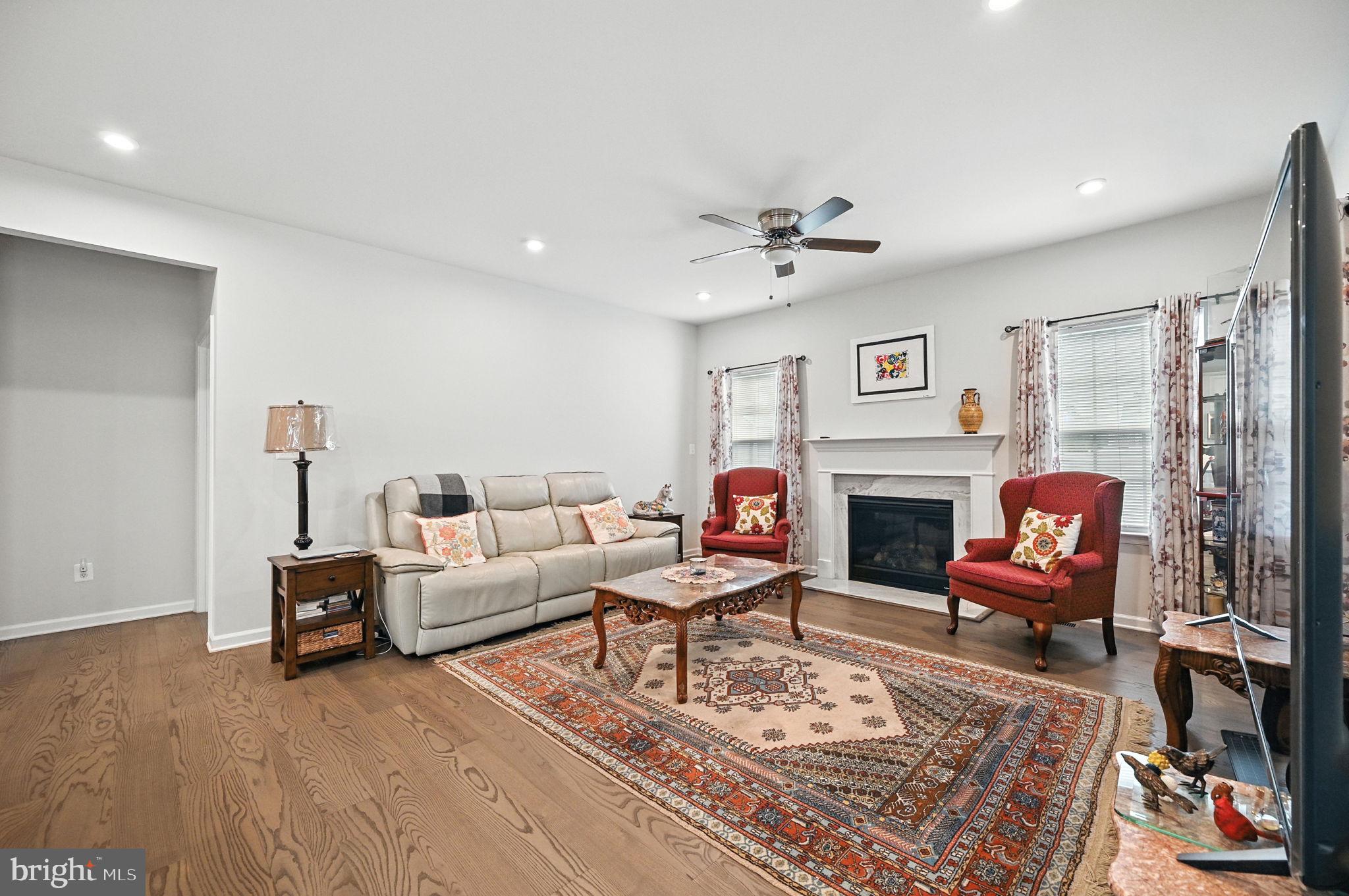 WOODBRIDGE - Residential