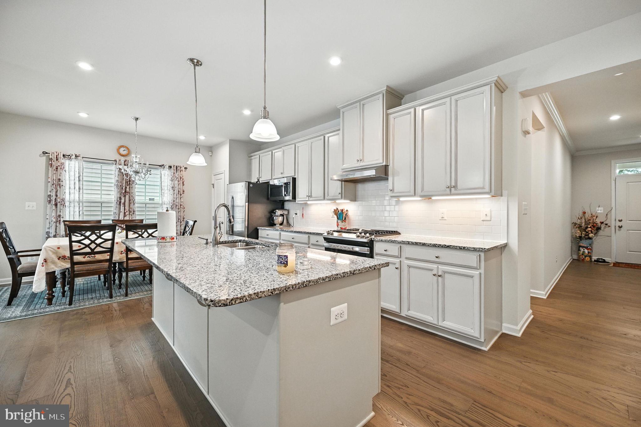 WOODBRIDGE - Residential