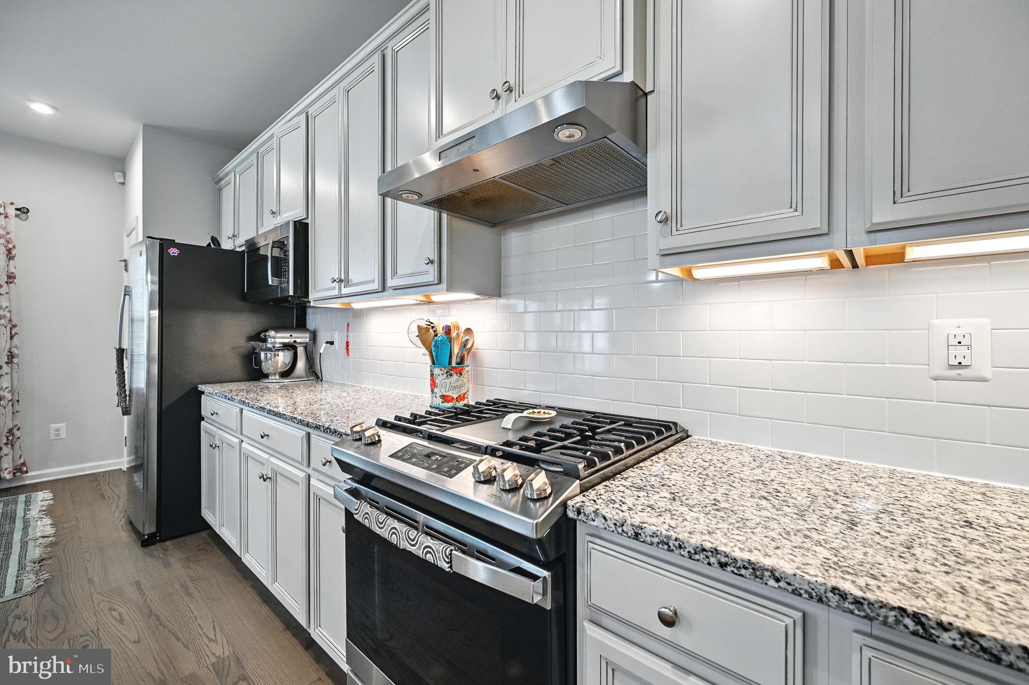 WOODBRIDGE - Residential