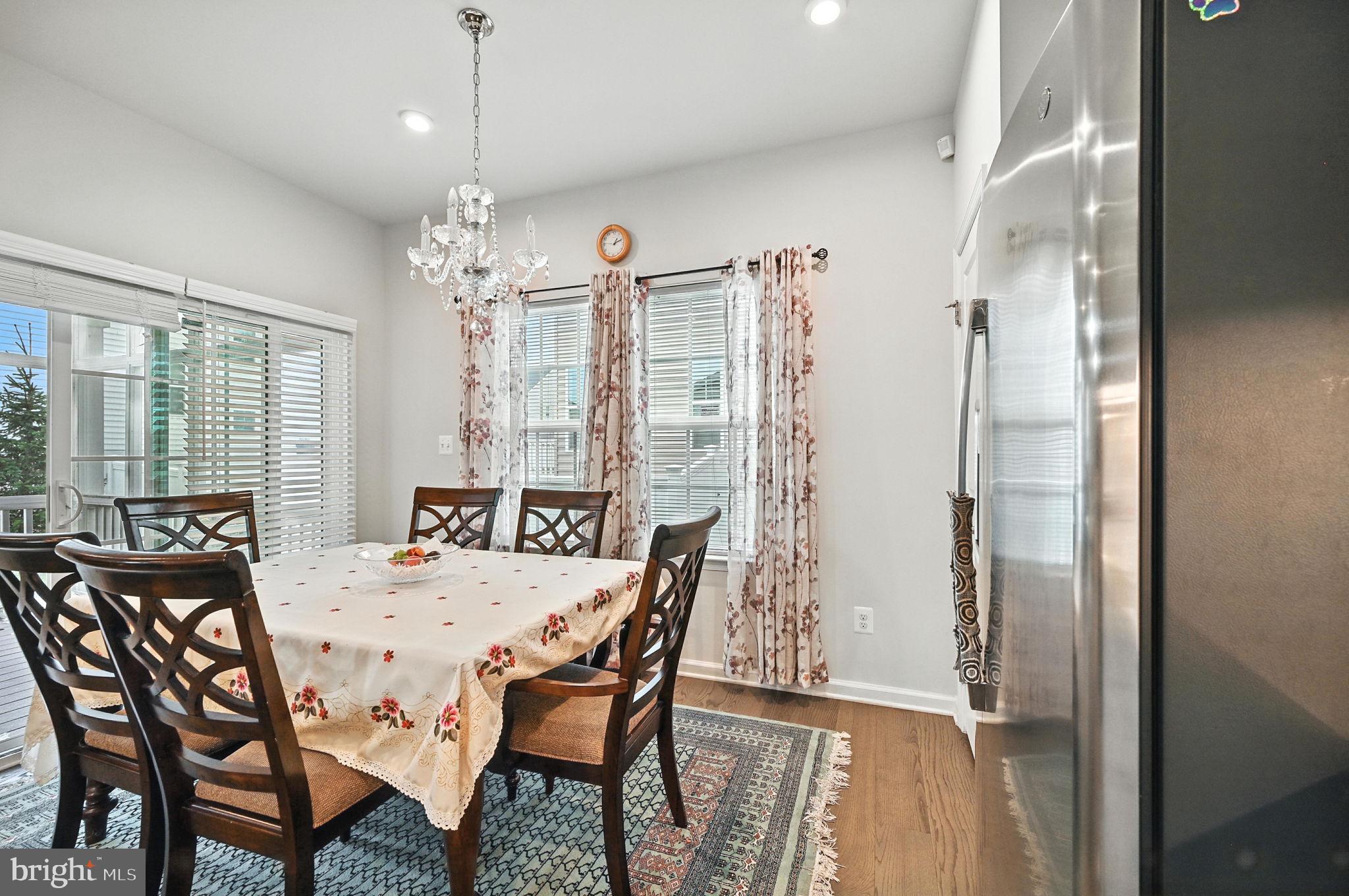 WOODBRIDGE - Residential