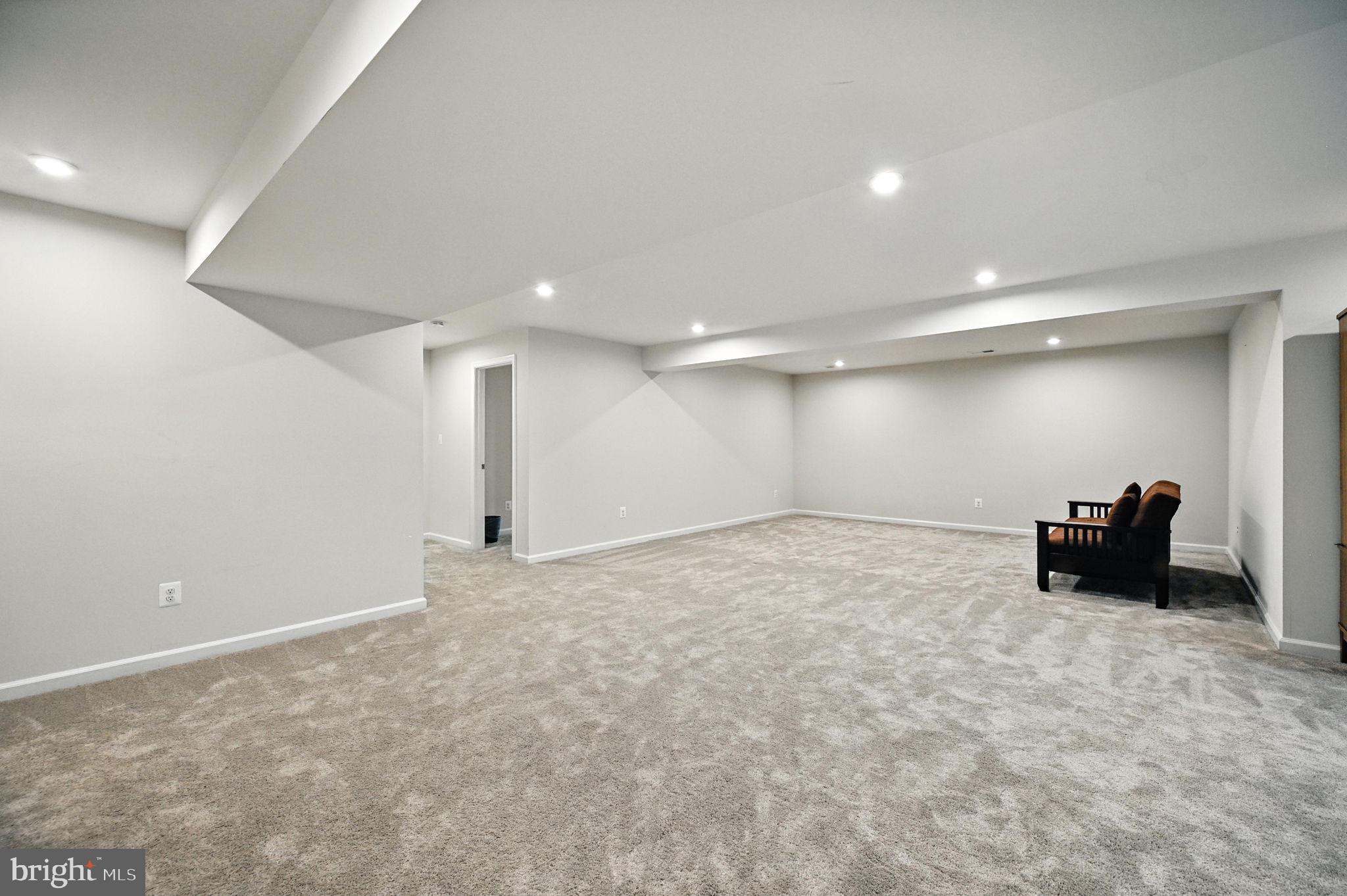 WOODBRIDGE - Residential