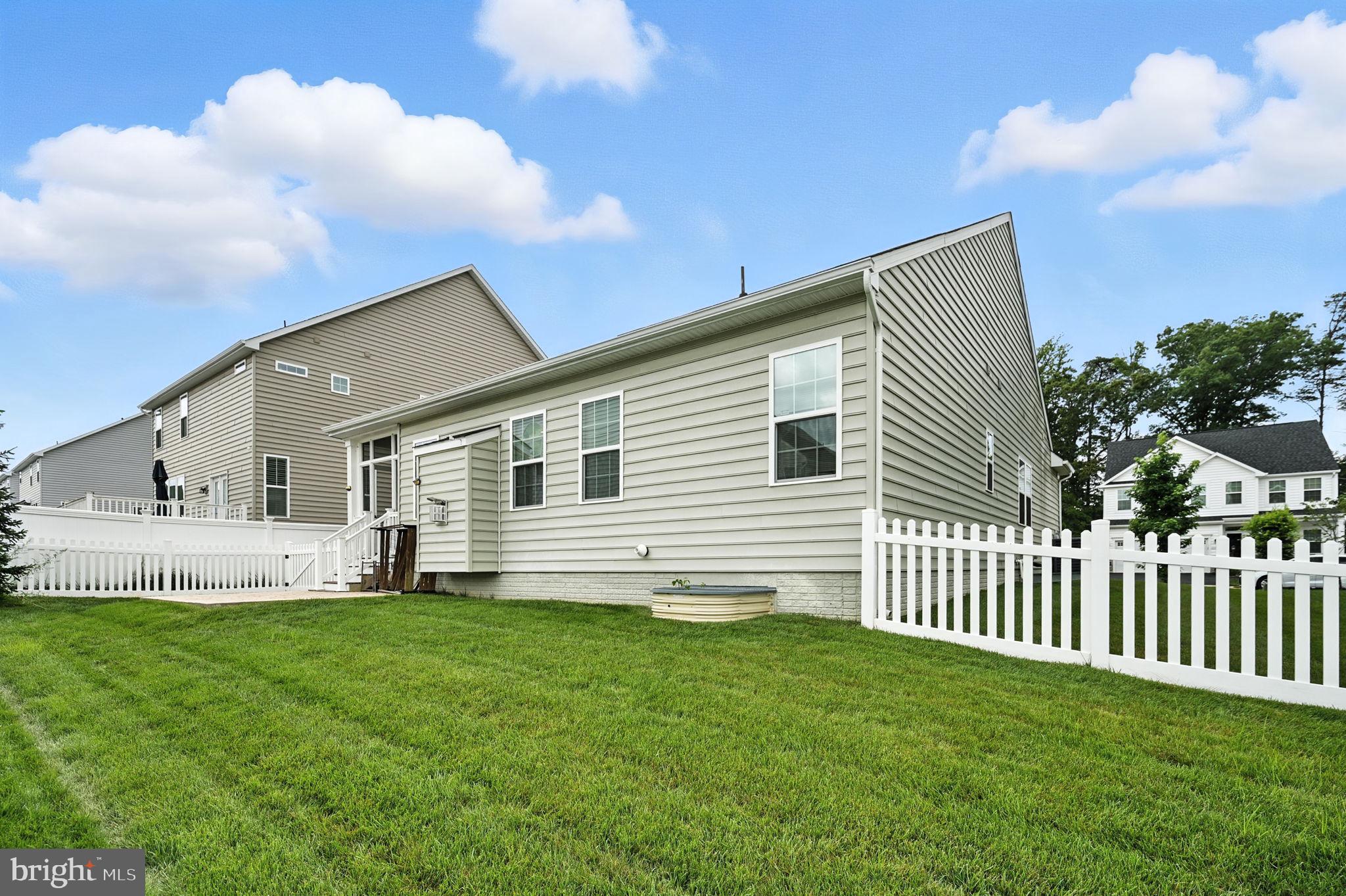 WOODBRIDGE - Residential