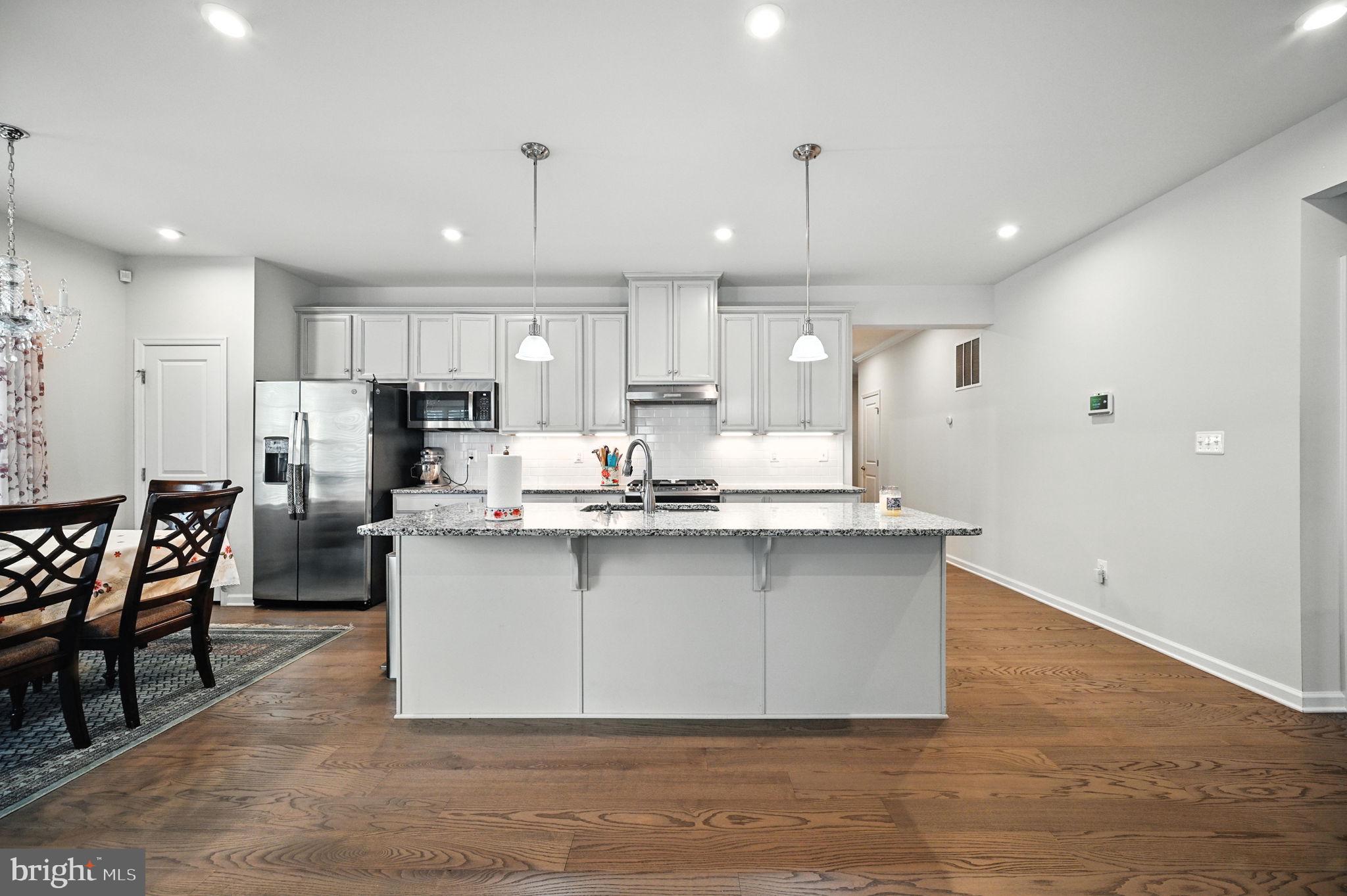 WOODBRIDGE - Residential