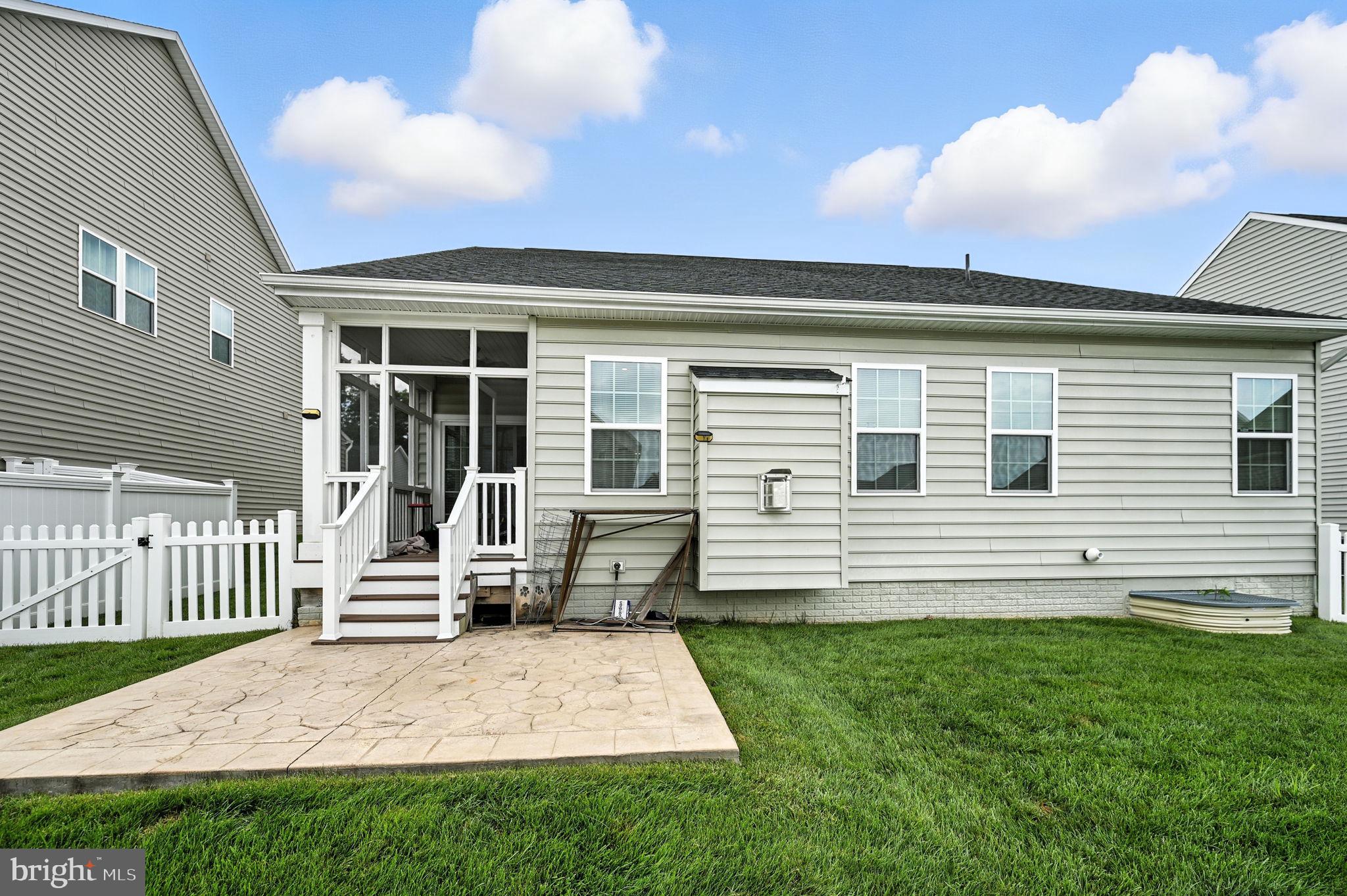 WOODBRIDGE - Residential