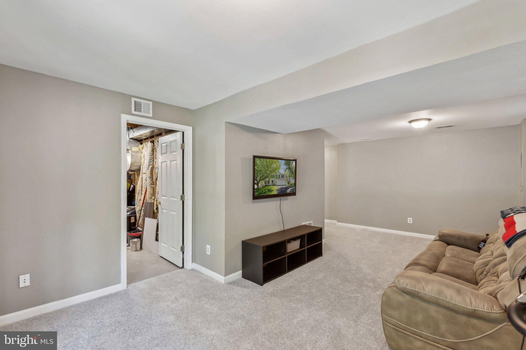 CARDINAL CREST - Residential