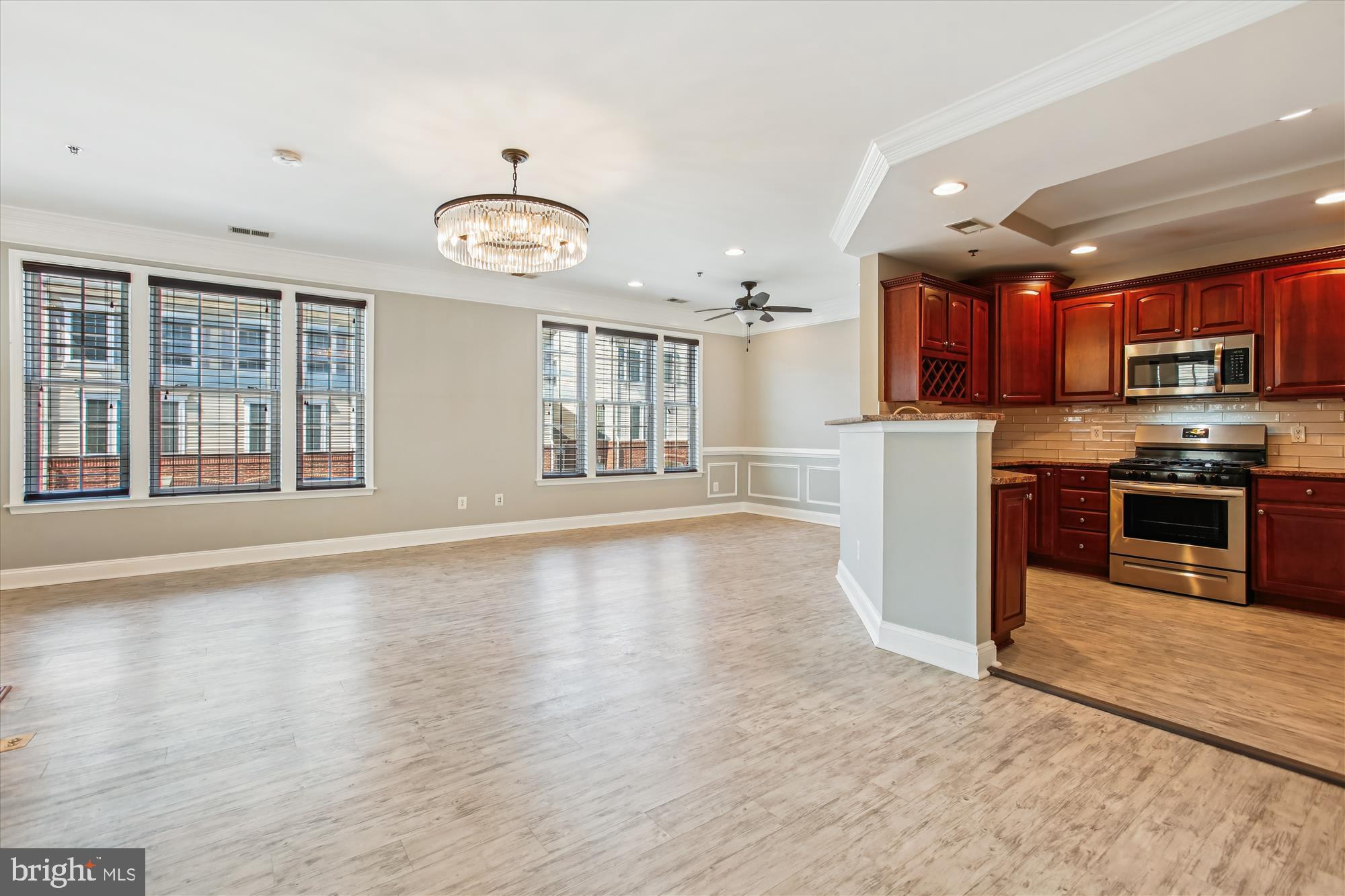 GROVETON WOODS - Residential Lease