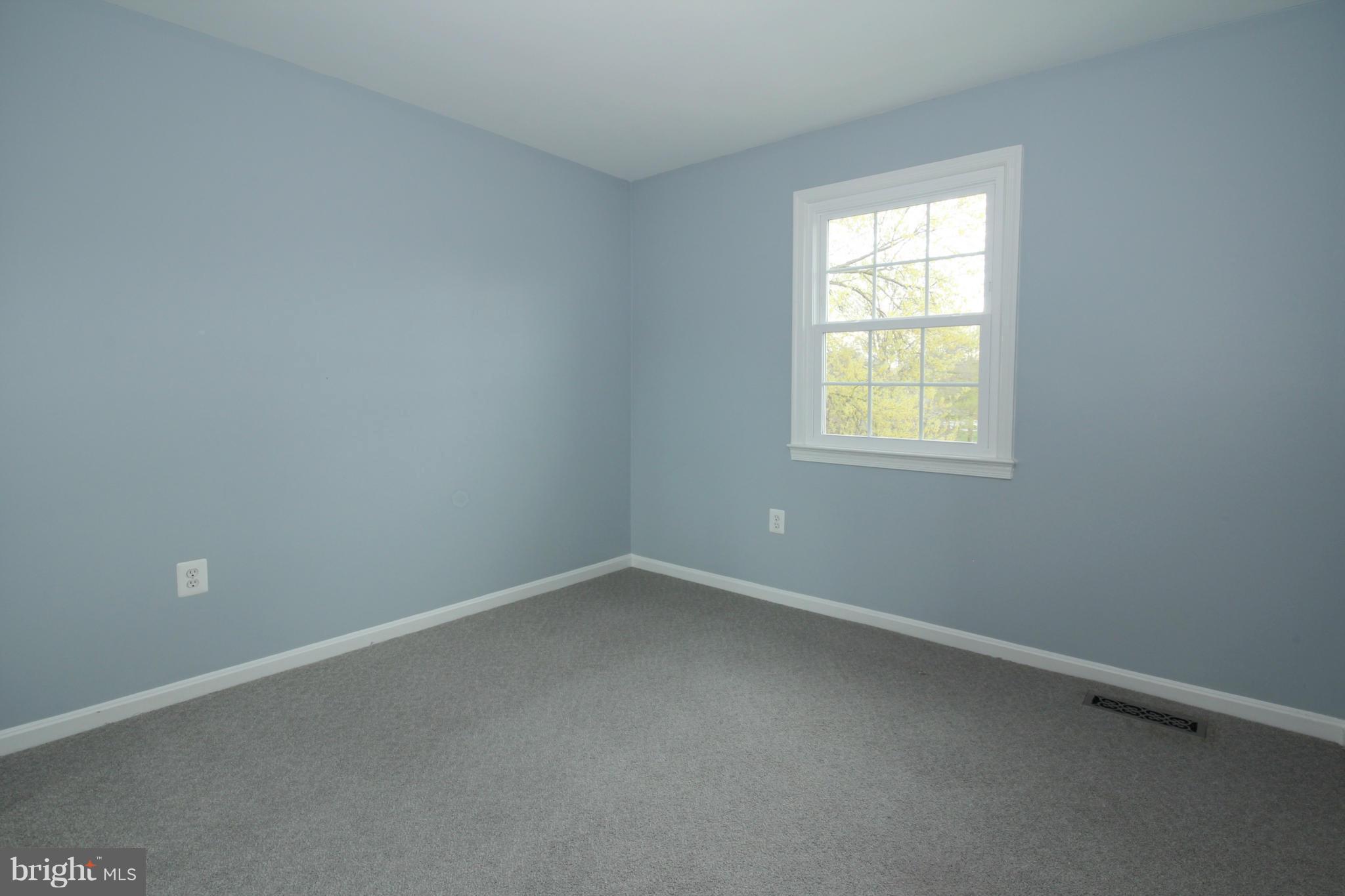 SARATOGA TOWNHOUSES - Residential