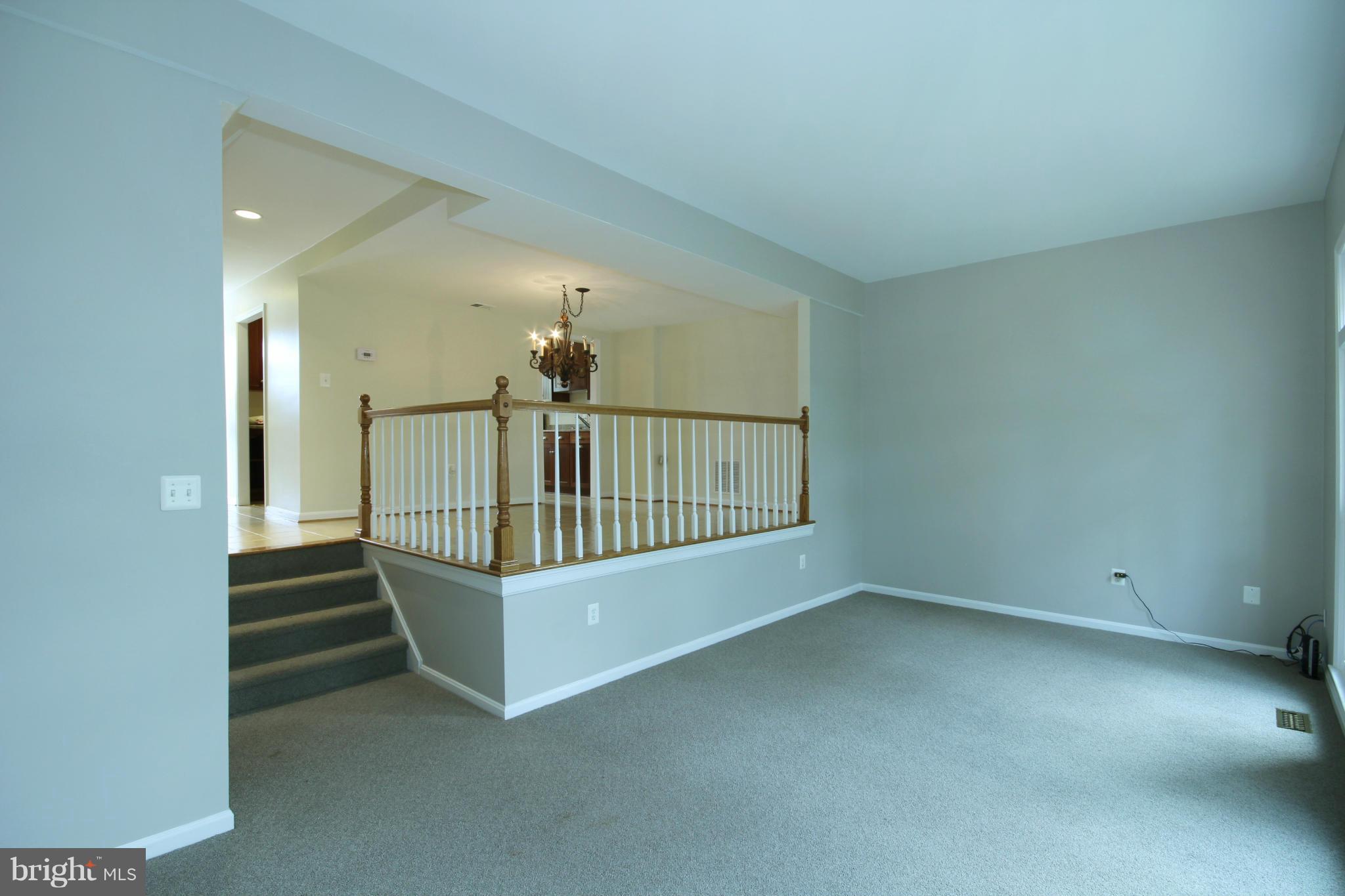 SARATOGA TOWNHOUSES - Residential