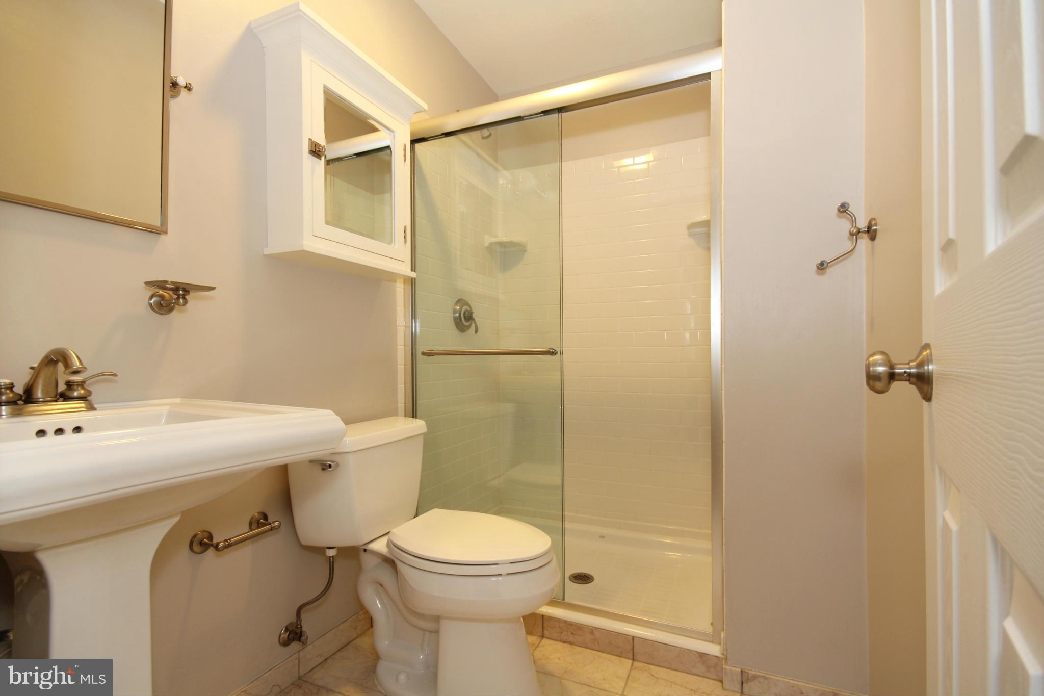 SARATOGA TOWNHOUSES - Residential