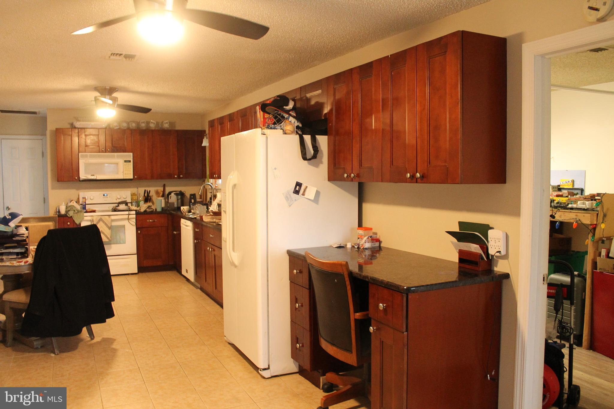 MYSTIC ISLAND - Residential