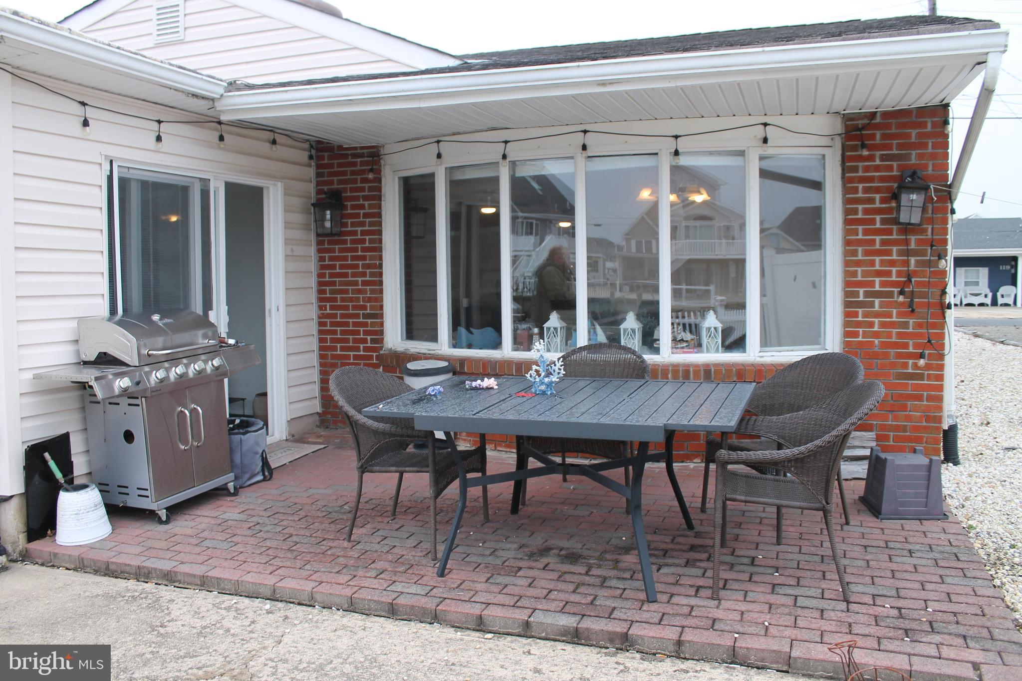 MYSTIC ISLAND - Residential