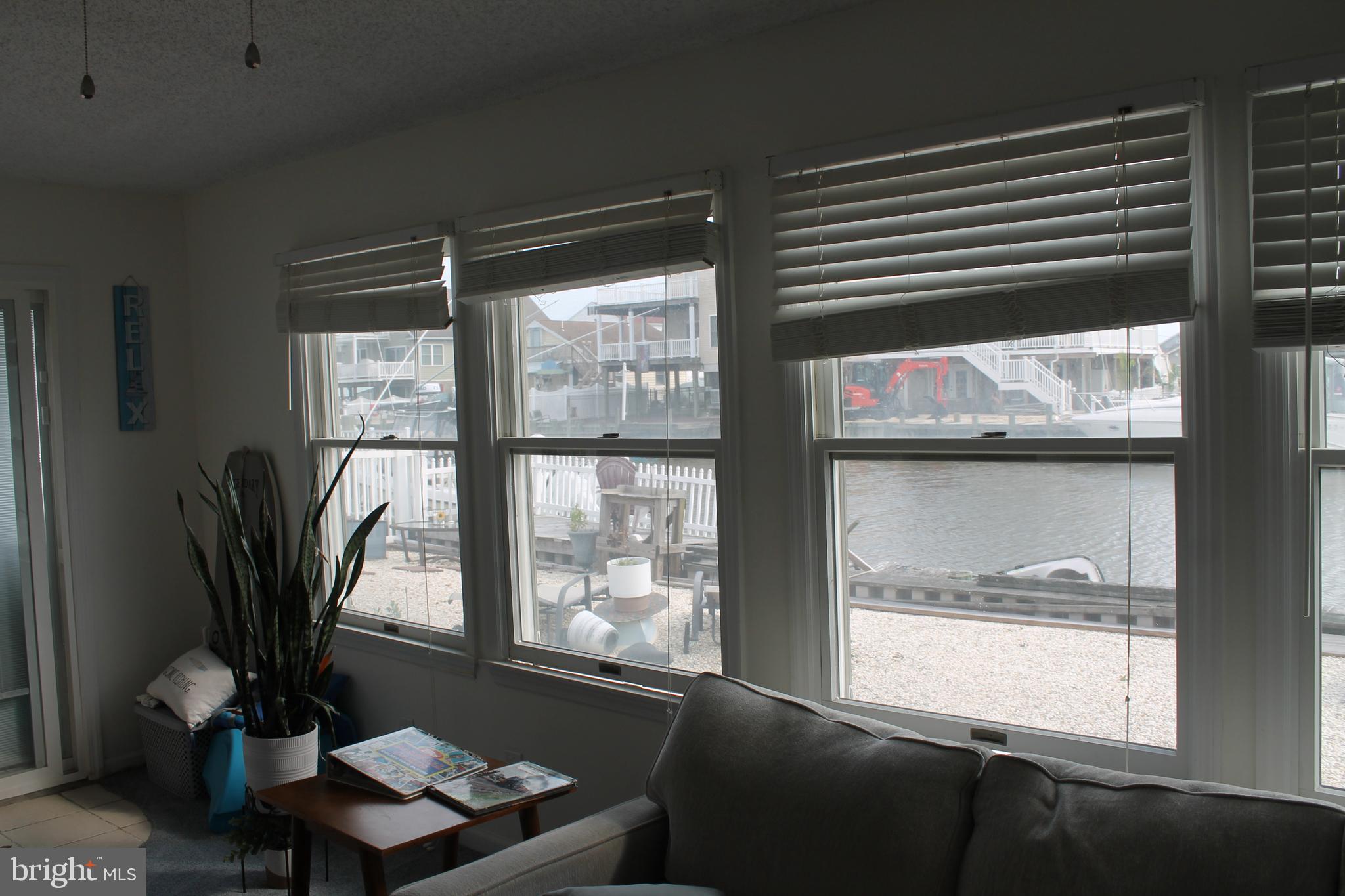 MYSTIC ISLAND - Residential