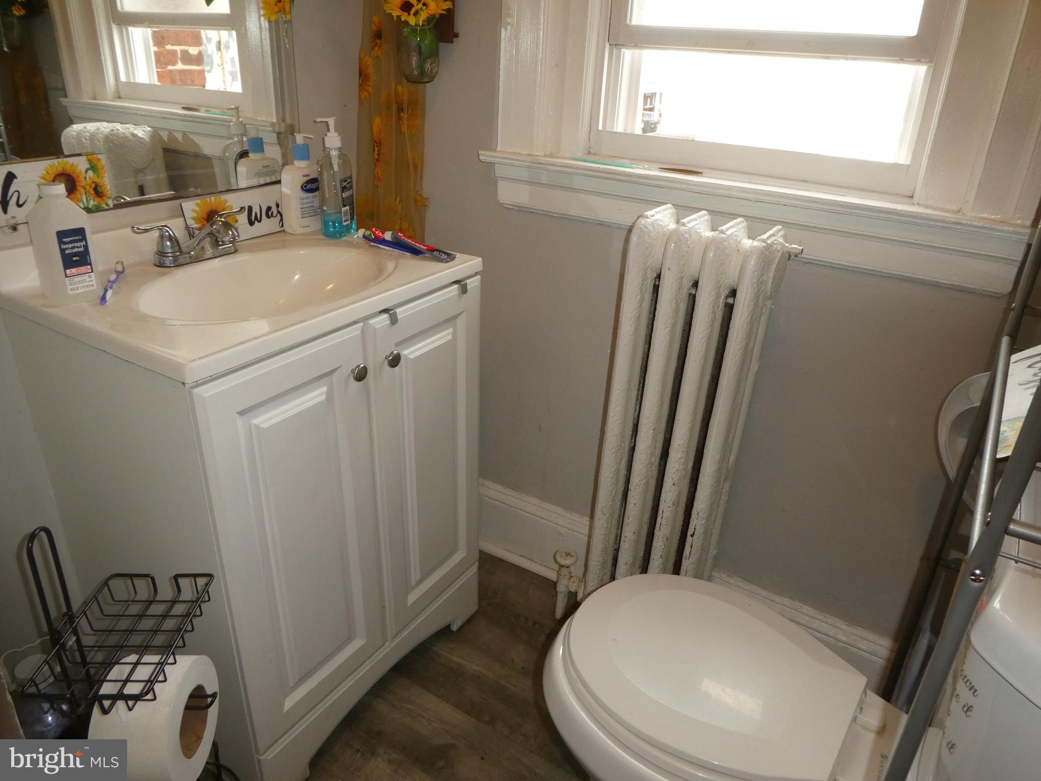 GERMANTOWN (EAST) - Residential