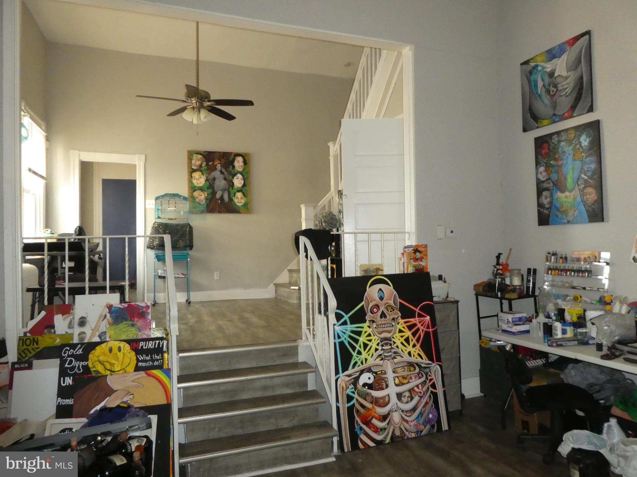 5763 N WOODSTOCK STREET