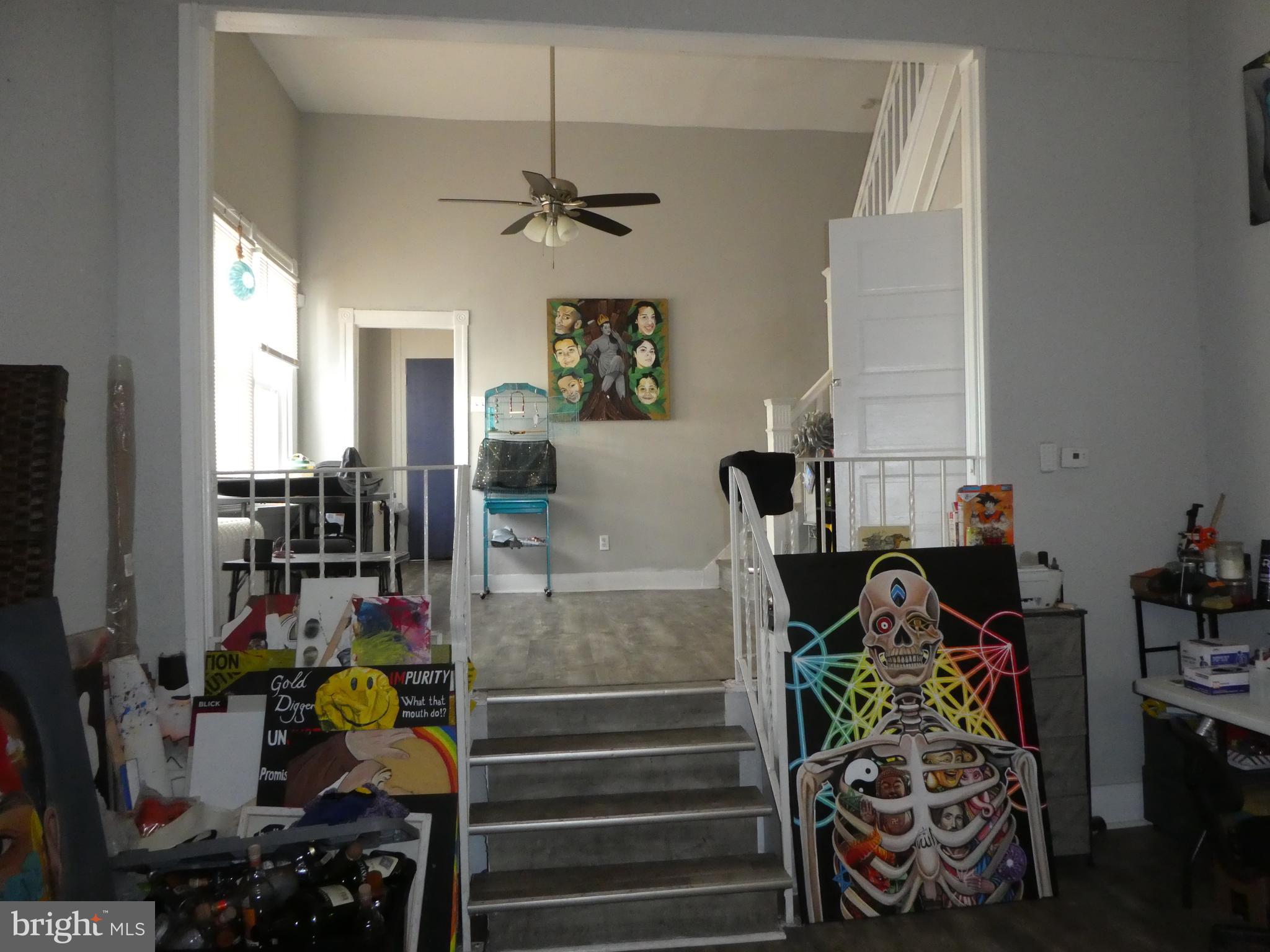 5763 N WOODSTOCK STREET