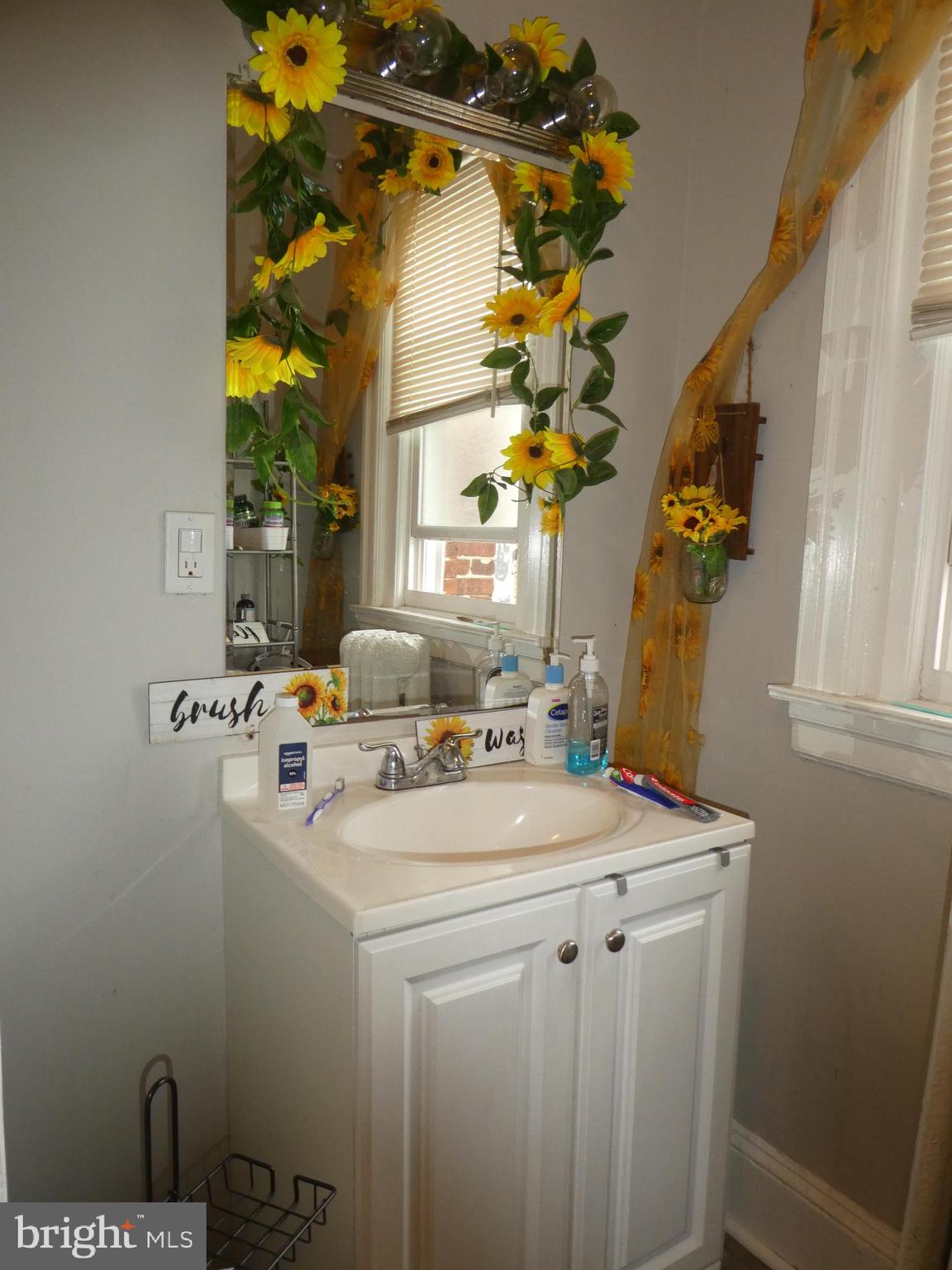 GERMANTOWN (EAST) - Residential