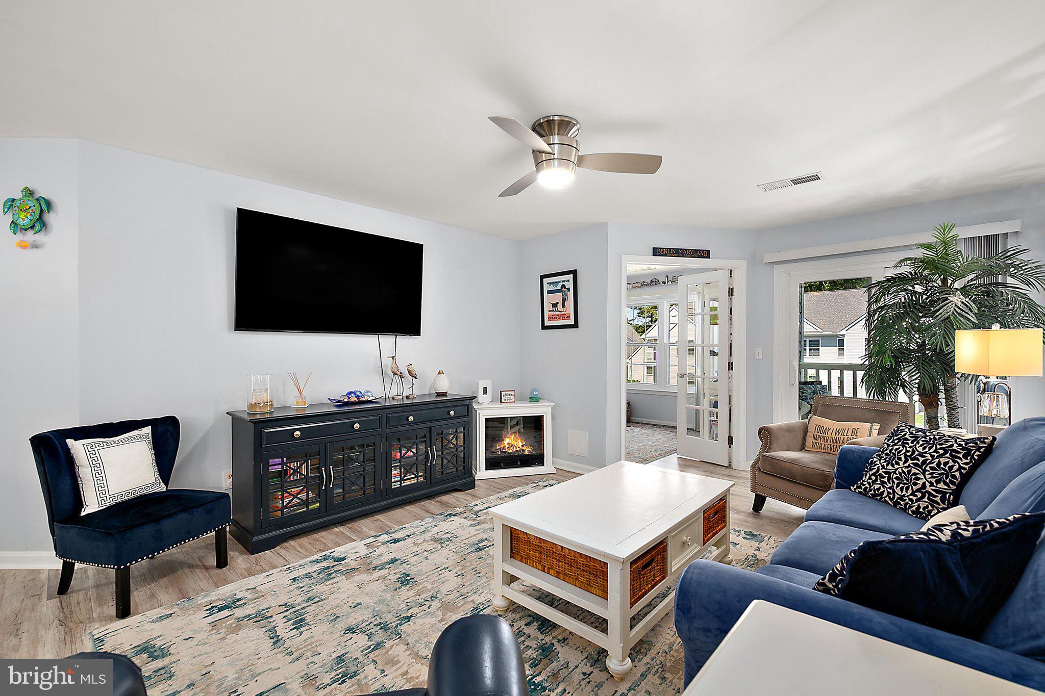 11421 MANKLIN CREEK ROAD 1