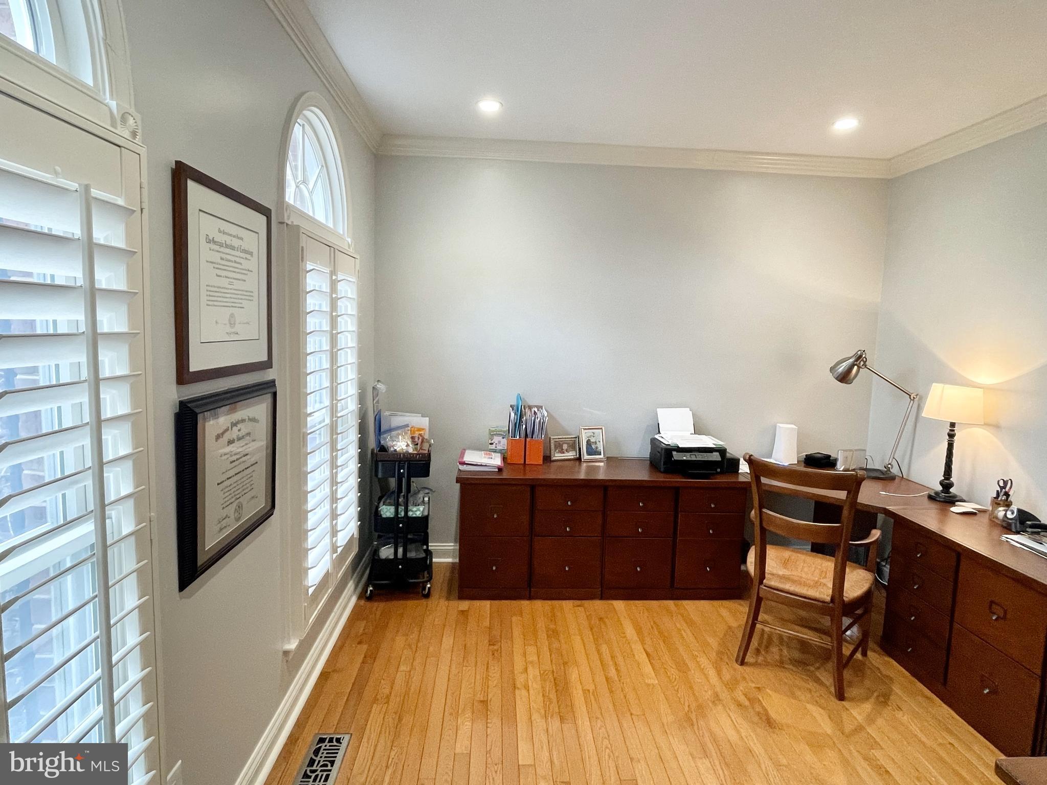 CASCADES - Residential Lease