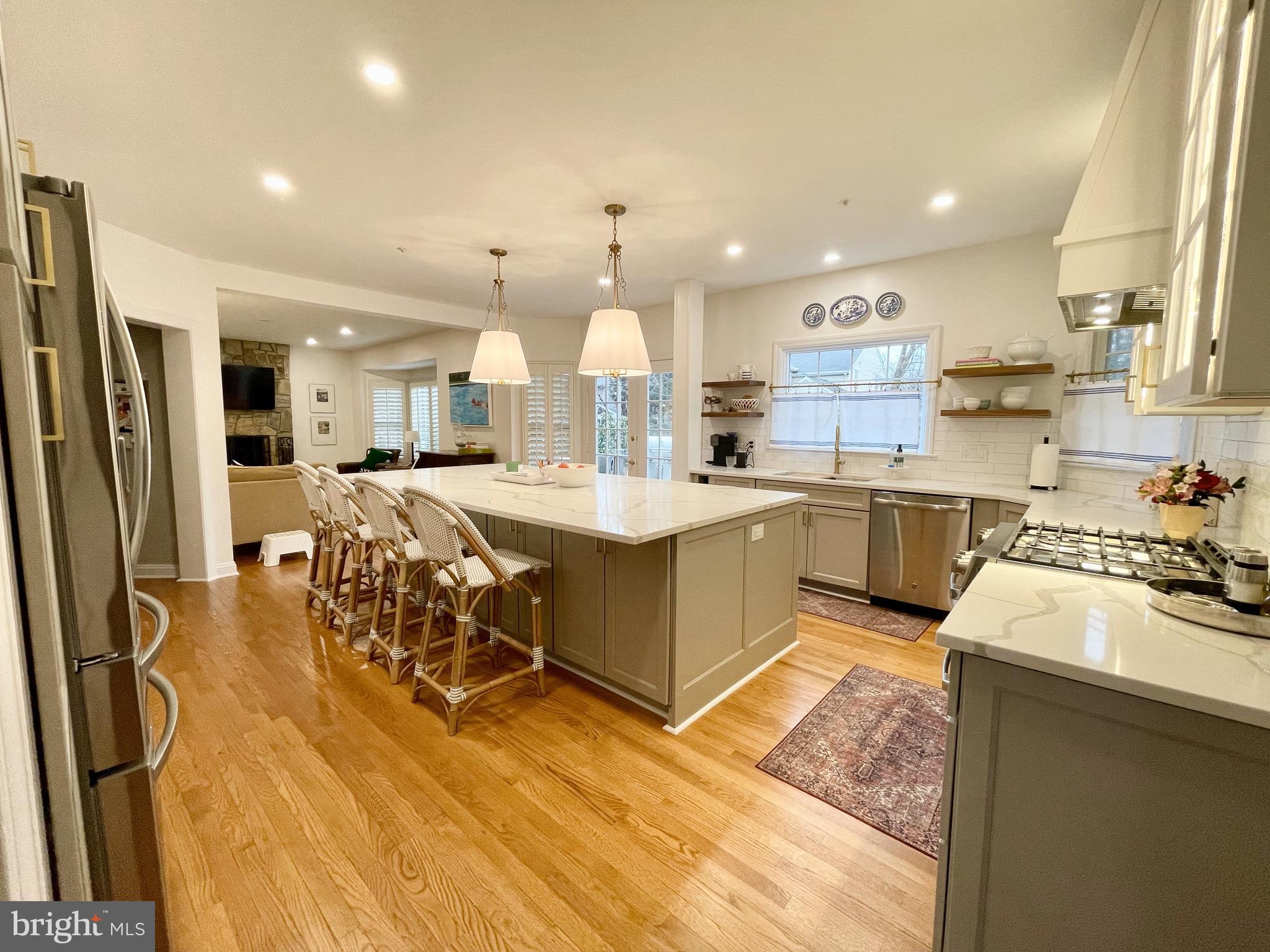 CASCADES - Residential Lease