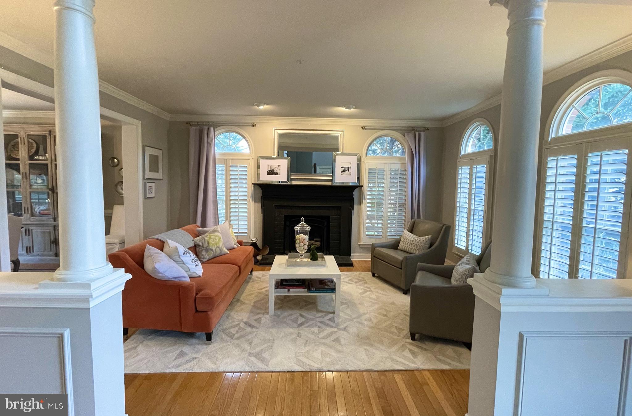 CASCADES - Residential Lease