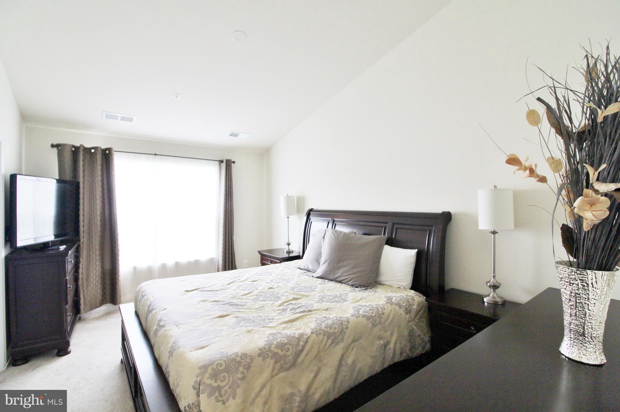 FIELDSTONE FARM - Residential Lease