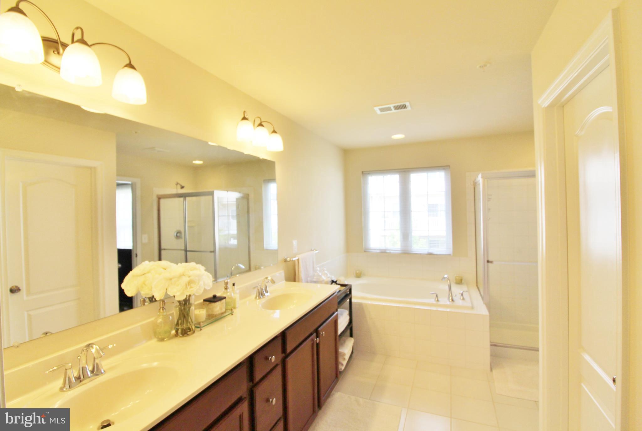 FIELDSTONE FARM - Residential Lease