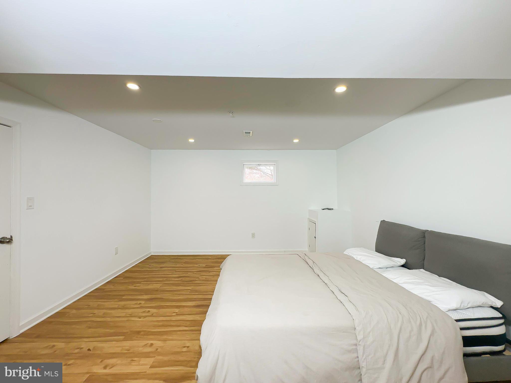 FAIRWOOD - Residential Lease