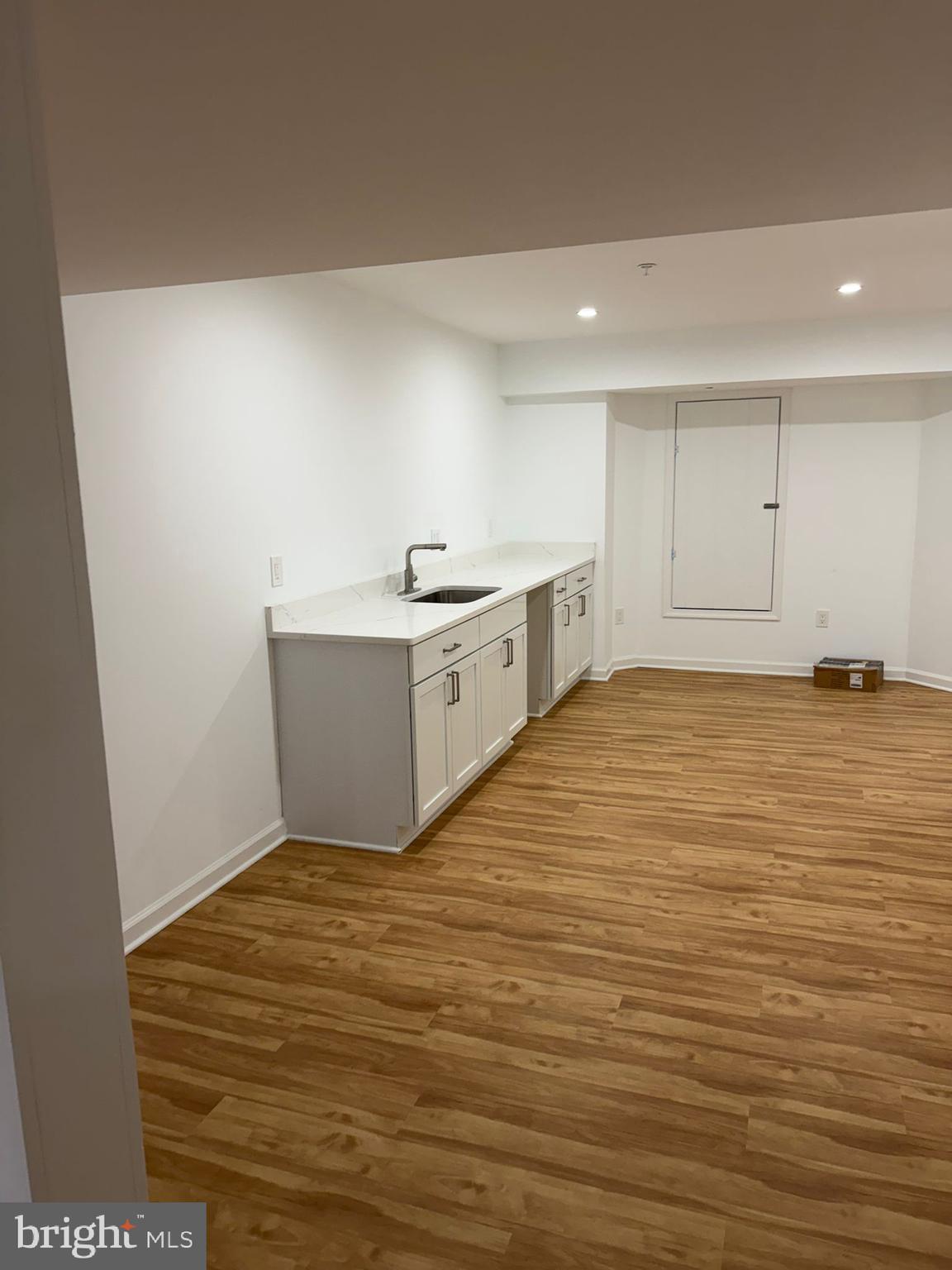 FAIRWOOD - Residential Lease