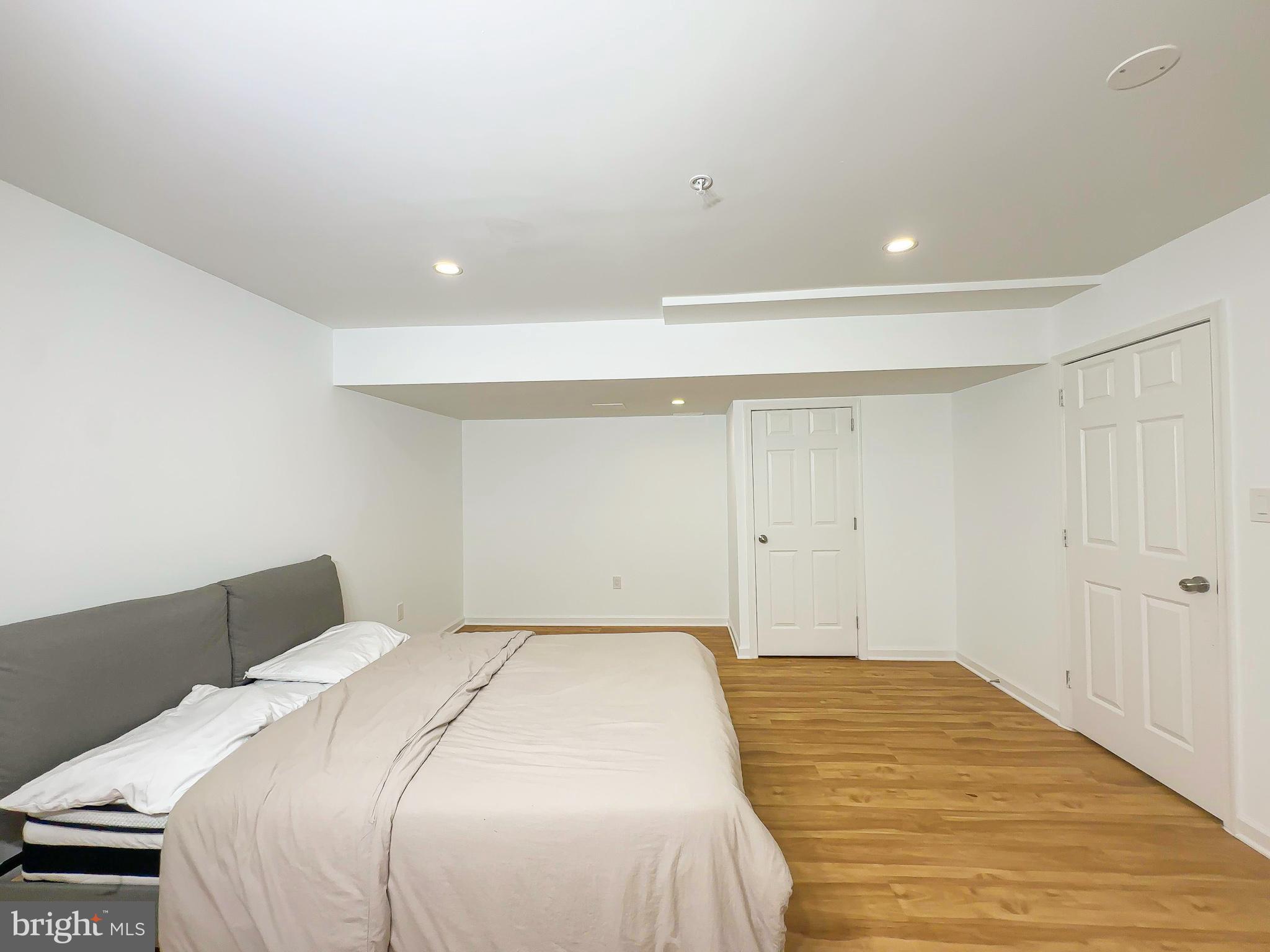 FAIRWOOD - Residential Lease