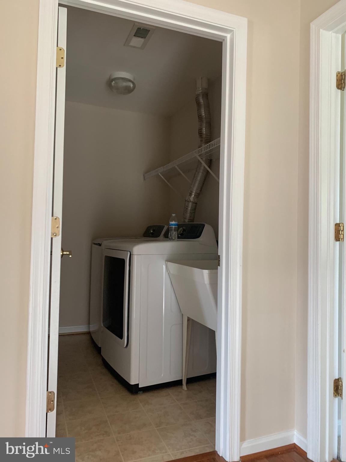 POTTER PROPERTY - Residential Lease