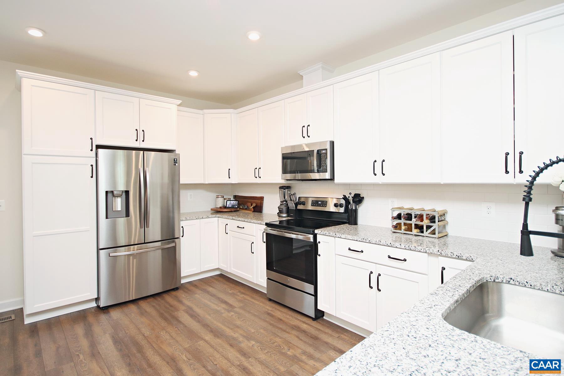 OLD TRAIL - Residential Lease