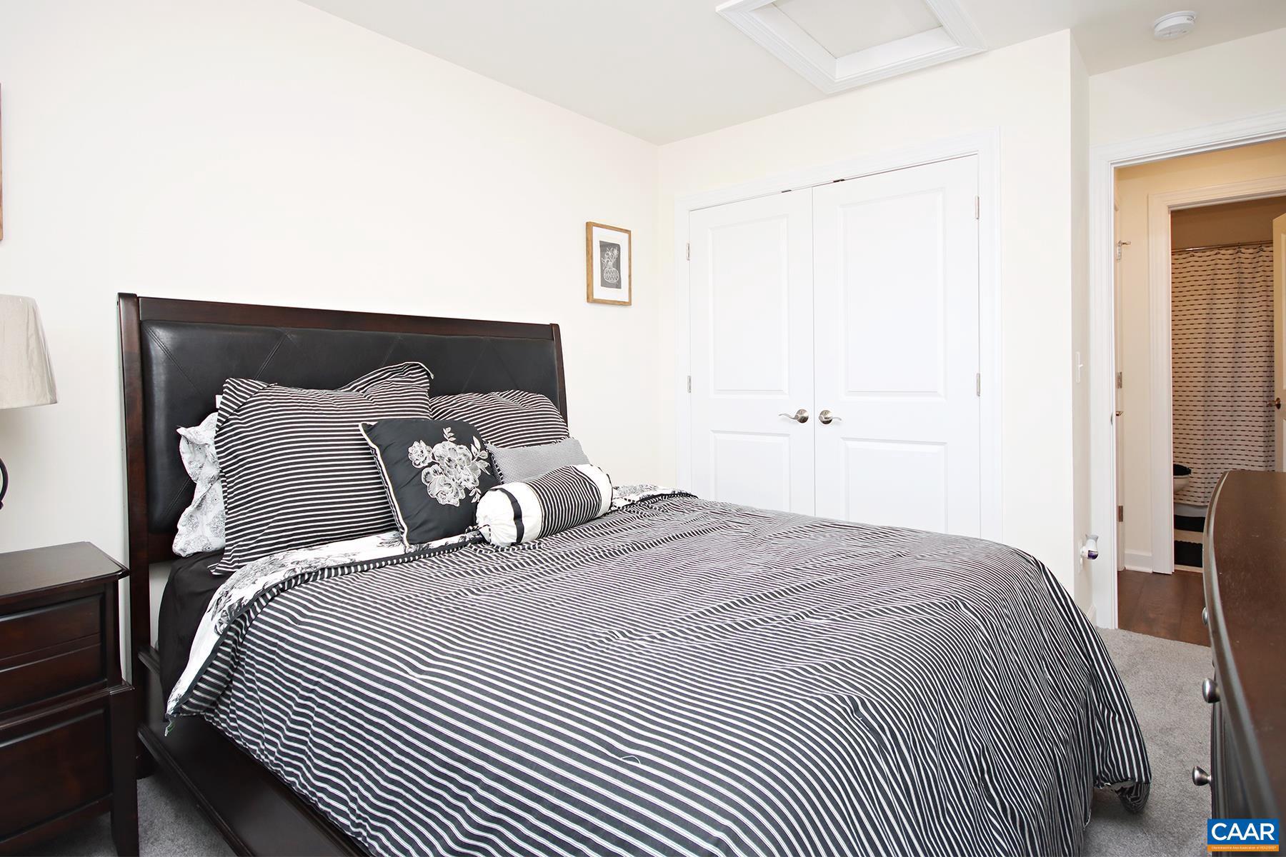 OLD TRAIL - Residential Lease