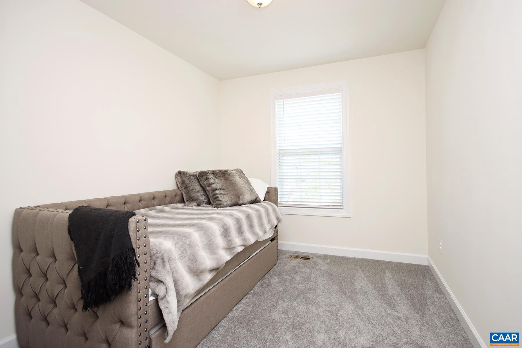 OLD TRAIL - Residential Lease