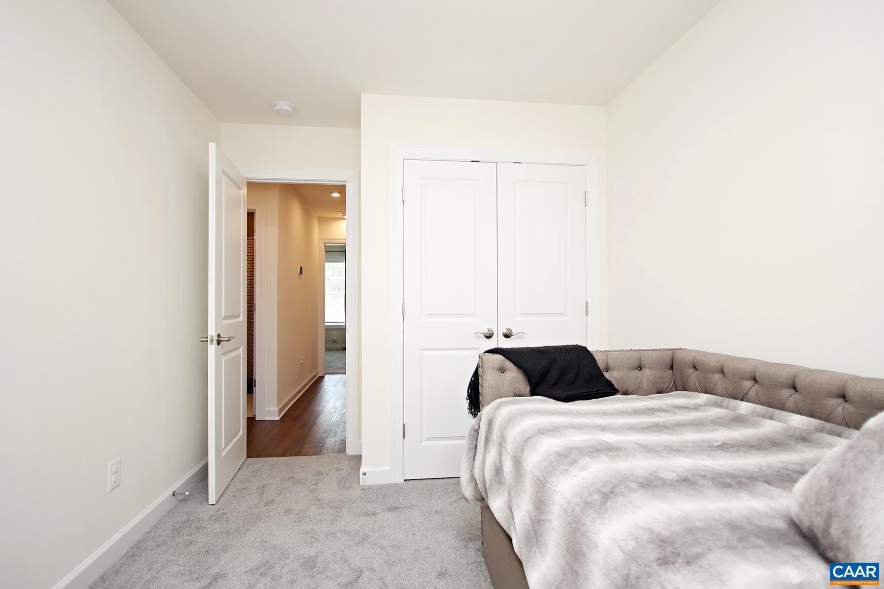 OLD TRAIL - Residential Lease