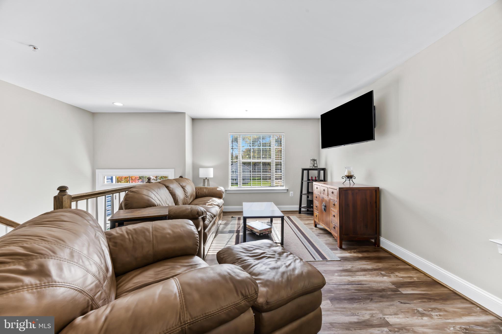 KENT ISLAND ESTATES - Residential