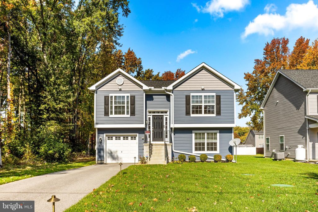 Photo of 122 S Carolina Road, STEVENSVILLE, MD 21666 (MLS # MDQA2015464)