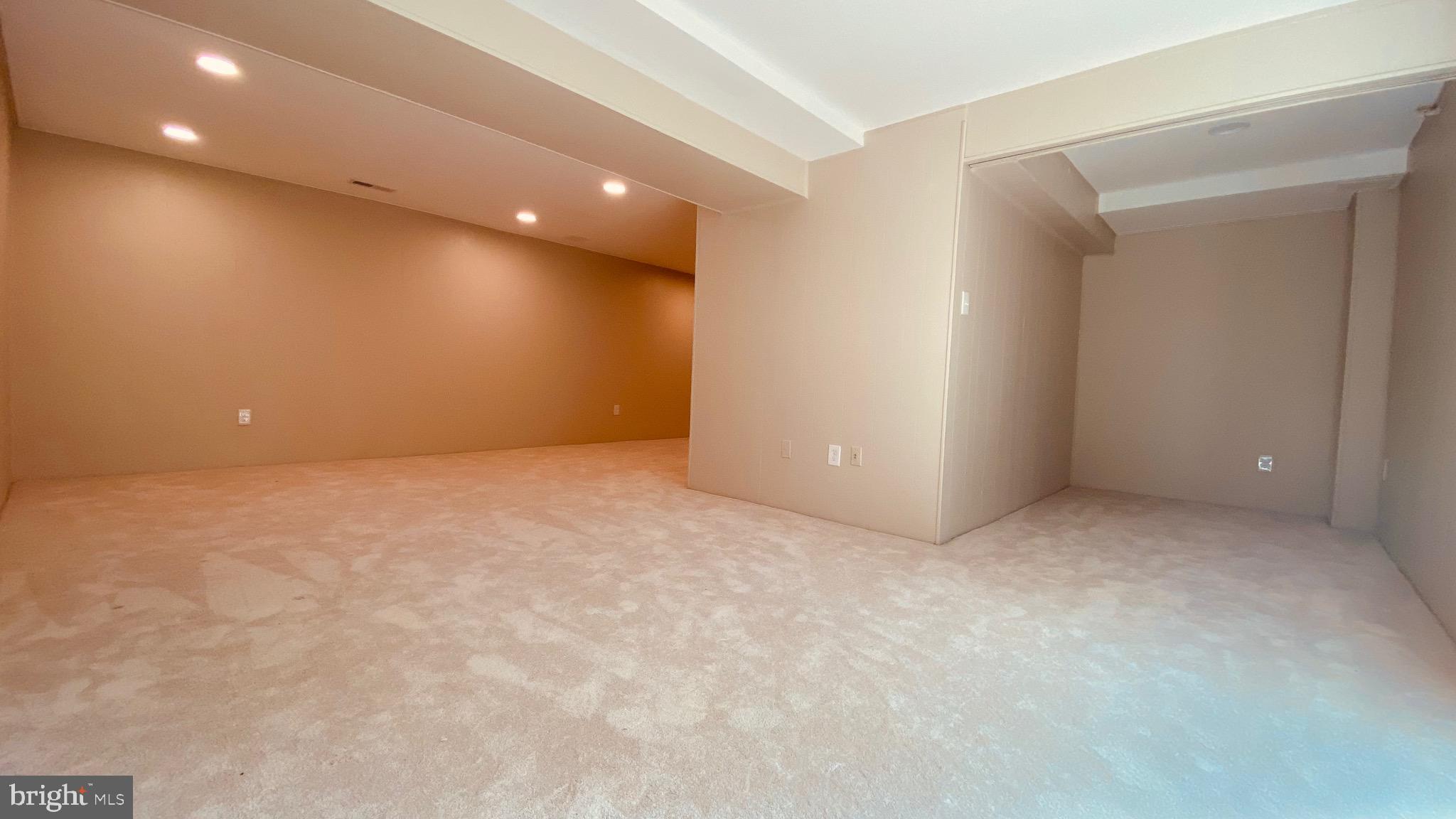 RUTHERFORD - Residential Lease