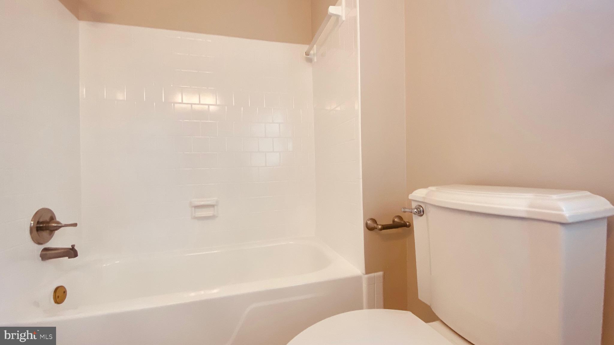 RUTHERFORD - Residential Lease