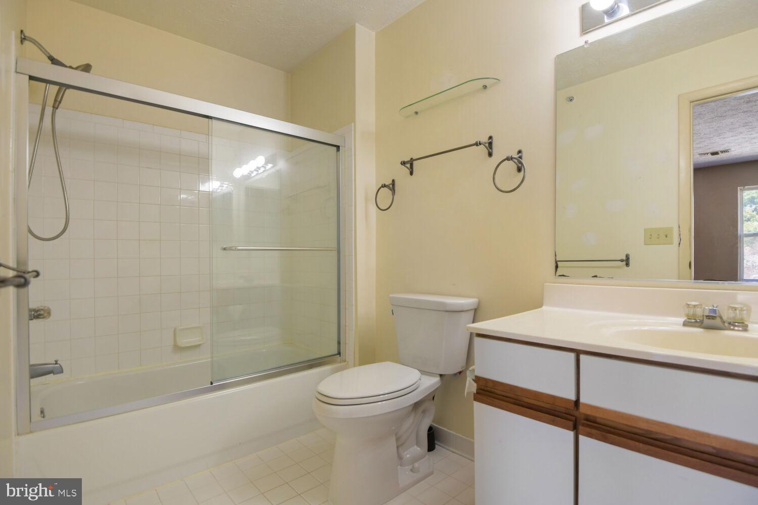 ROCKLAND RUN - Residential